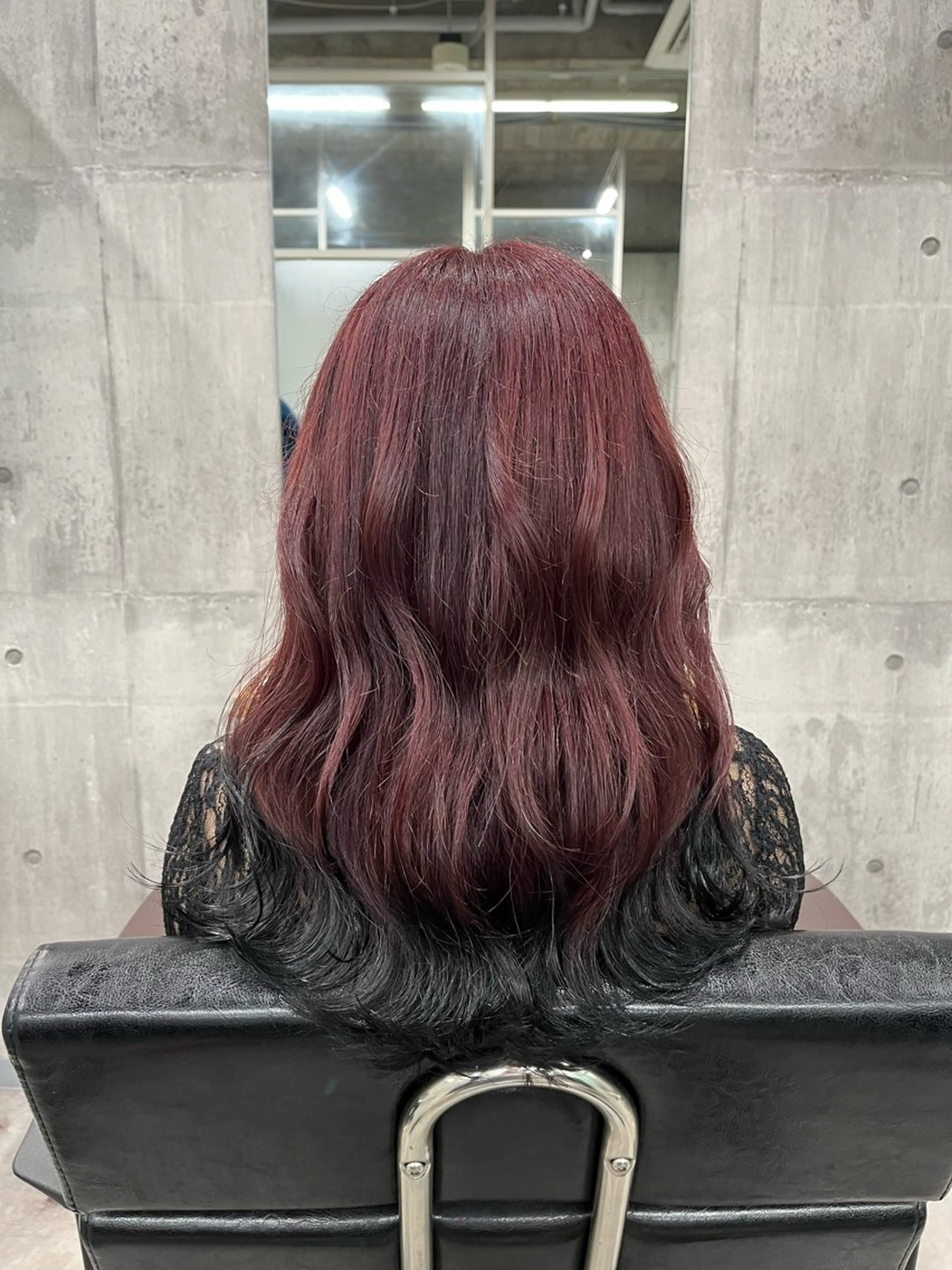 ロング カラー newi赤羽 HINATAのヘアスタイル