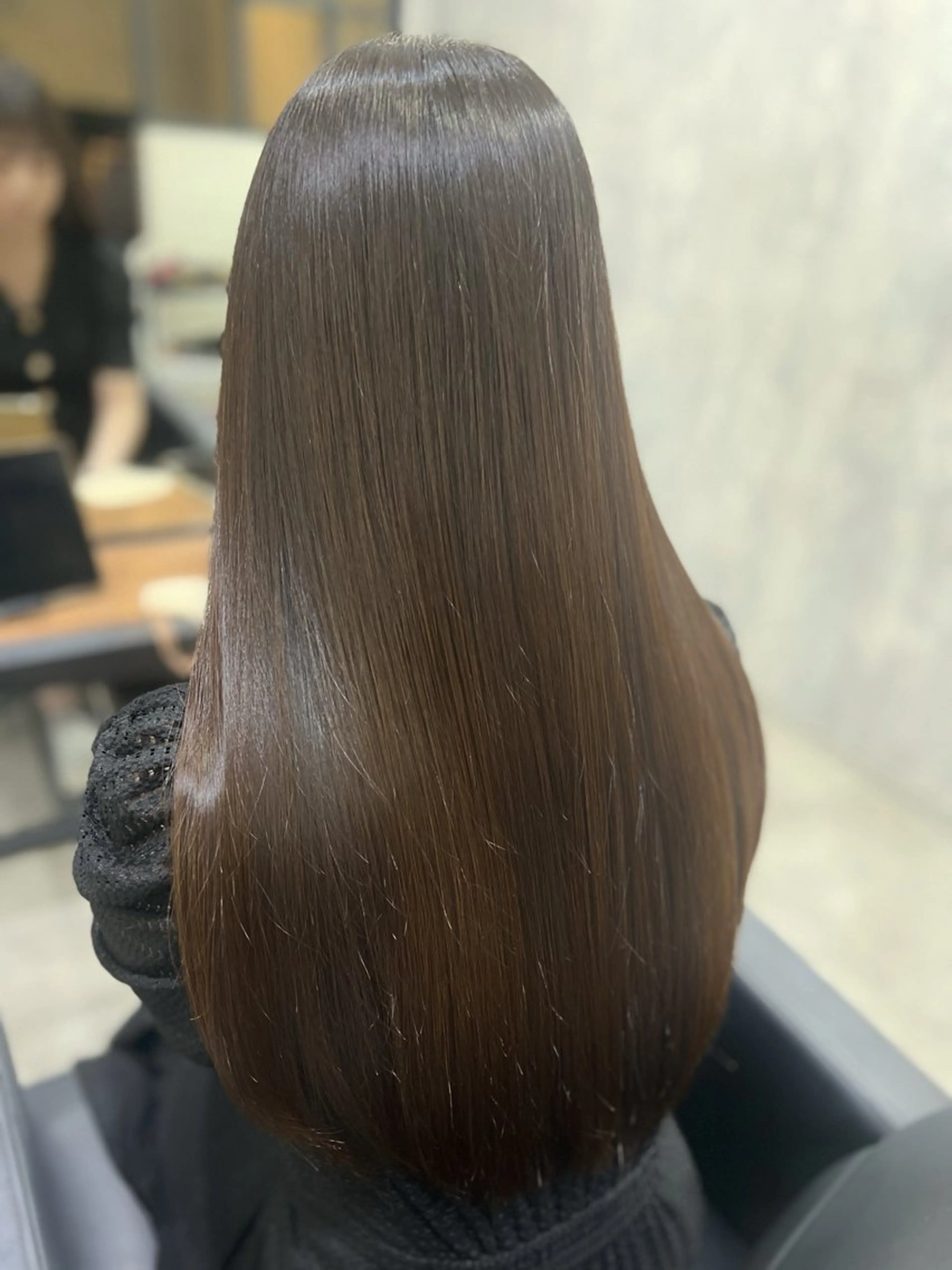 ロング カラー 髪質改善 縮毛矯正 トリートメント カット ヘアカラー トリートメント 🌿海山龍馬🌿前髪 /顔まわり/レイヤーのヘアスタイル