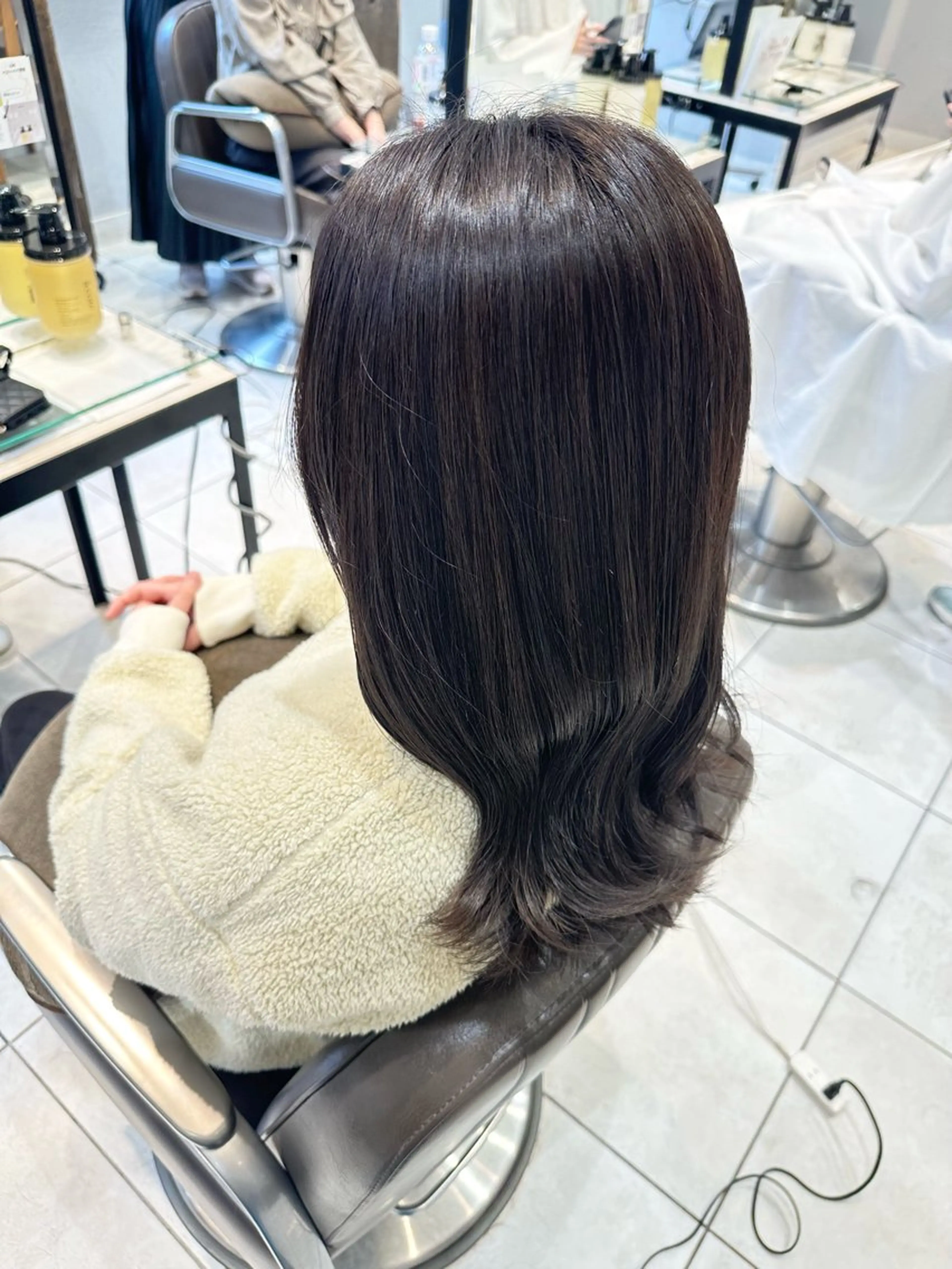 ミディアム カラー 黒髪 透明感カラー グレージュ ハイライトカラー ハイライト カット ヘアカラー トリートメント 🦖鶴岡香純🦖 産休中のヘアスタイル