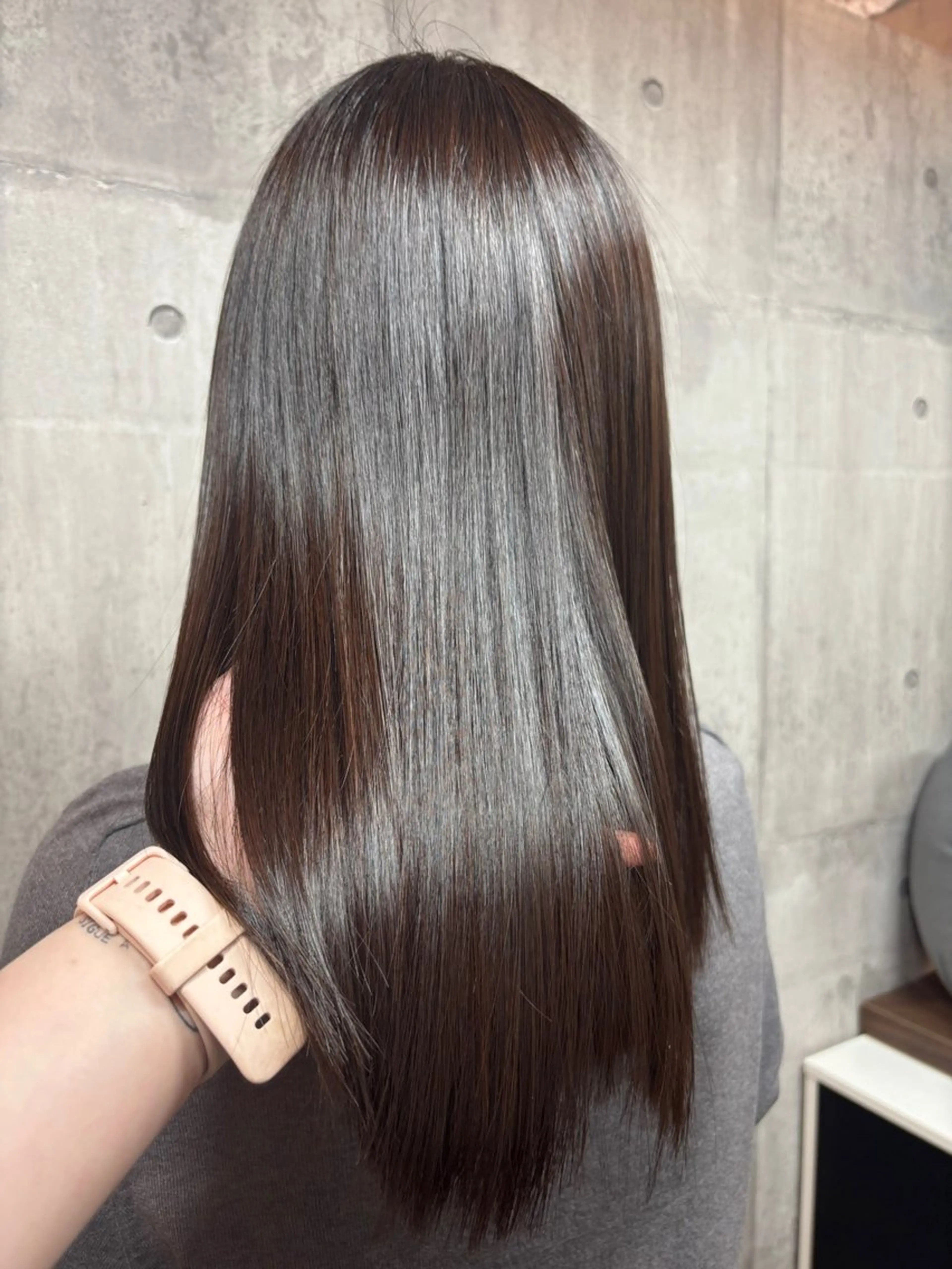 《サラサラ実感❣️》カット➕イルミナカラー➕シルク縮毛矯正➕Oggiotto10STEPトリートメントの写真