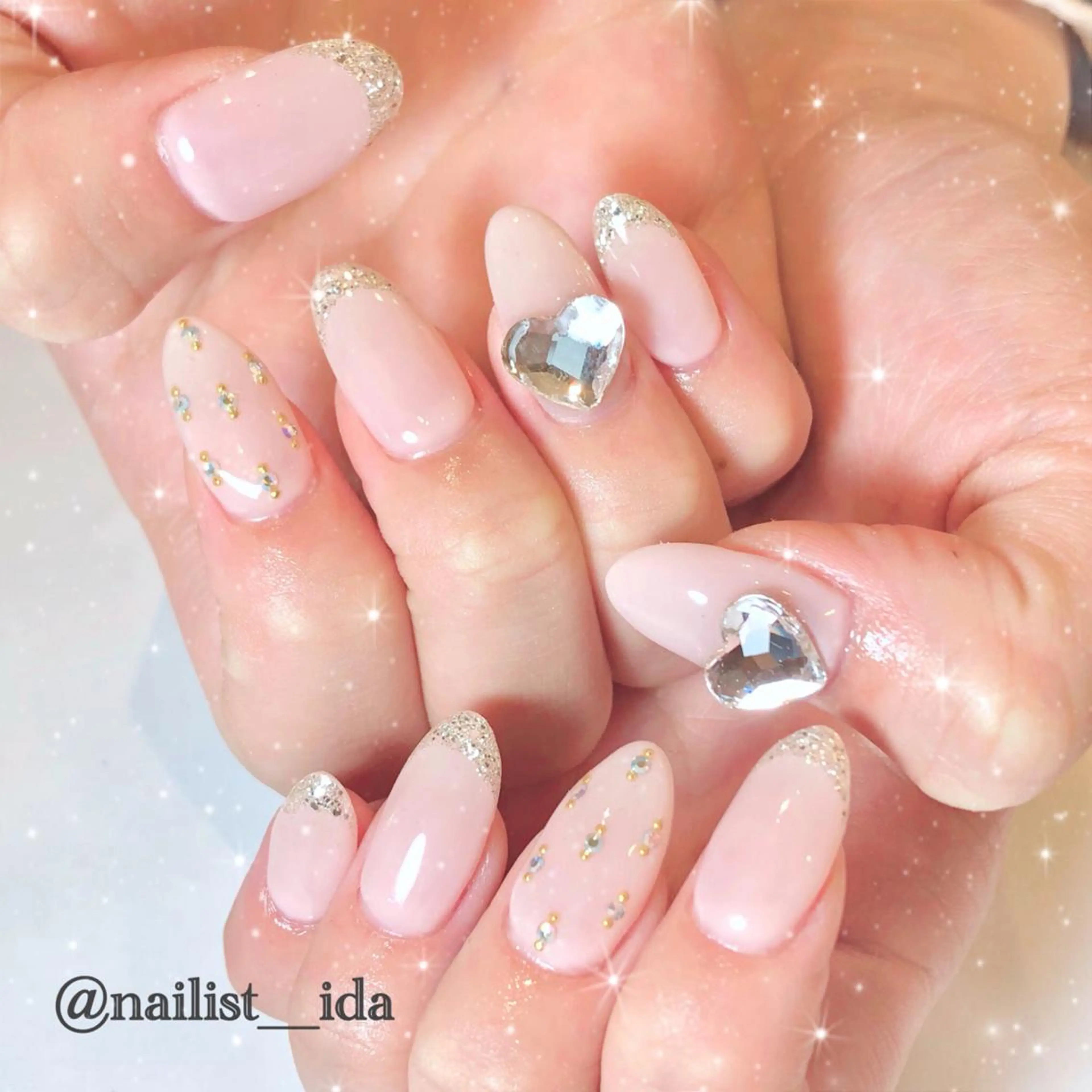 ネイル ハート ハンドネイル Arowa 伊田のネイルデザイン