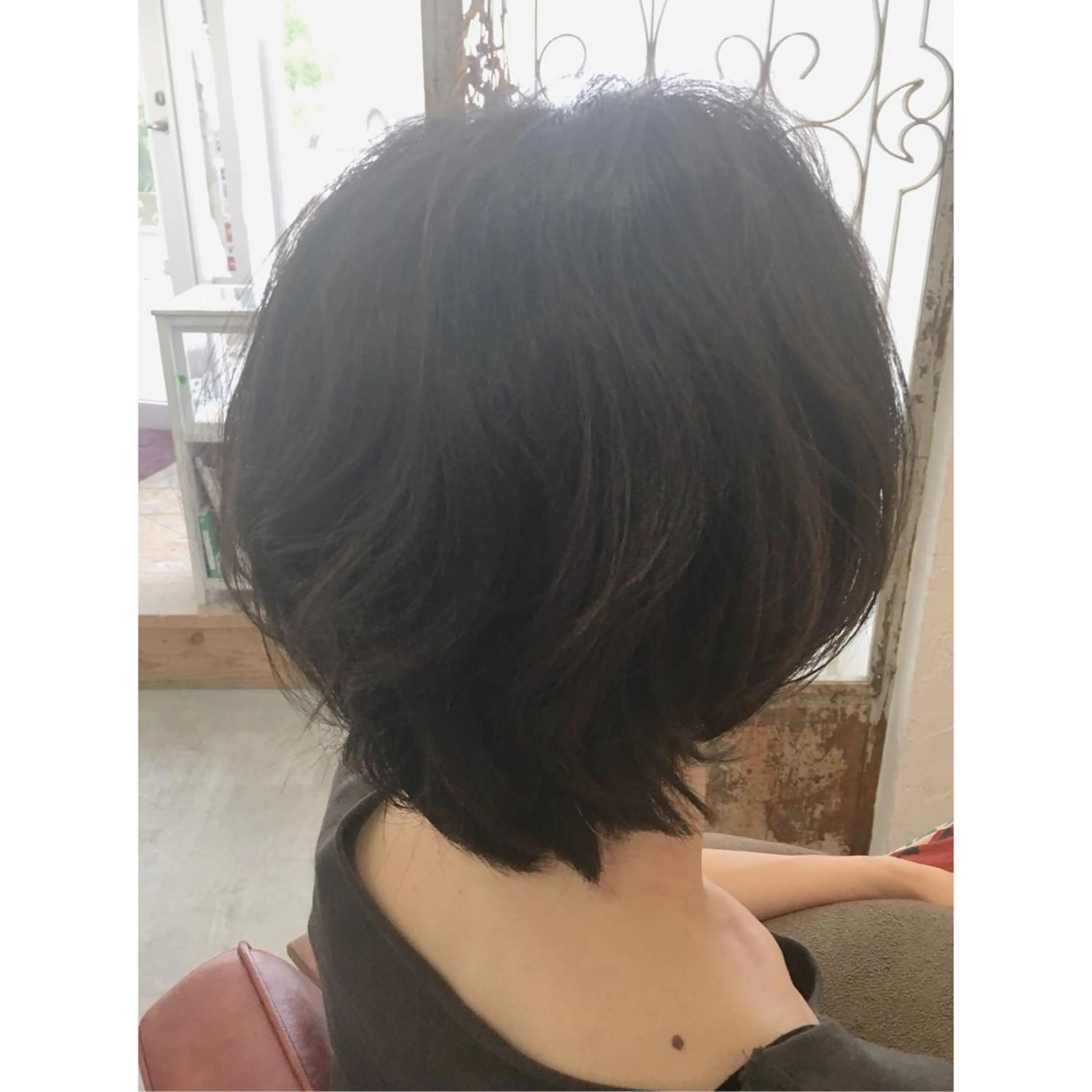 ショート パーマ fio マナミのヘアスタイル