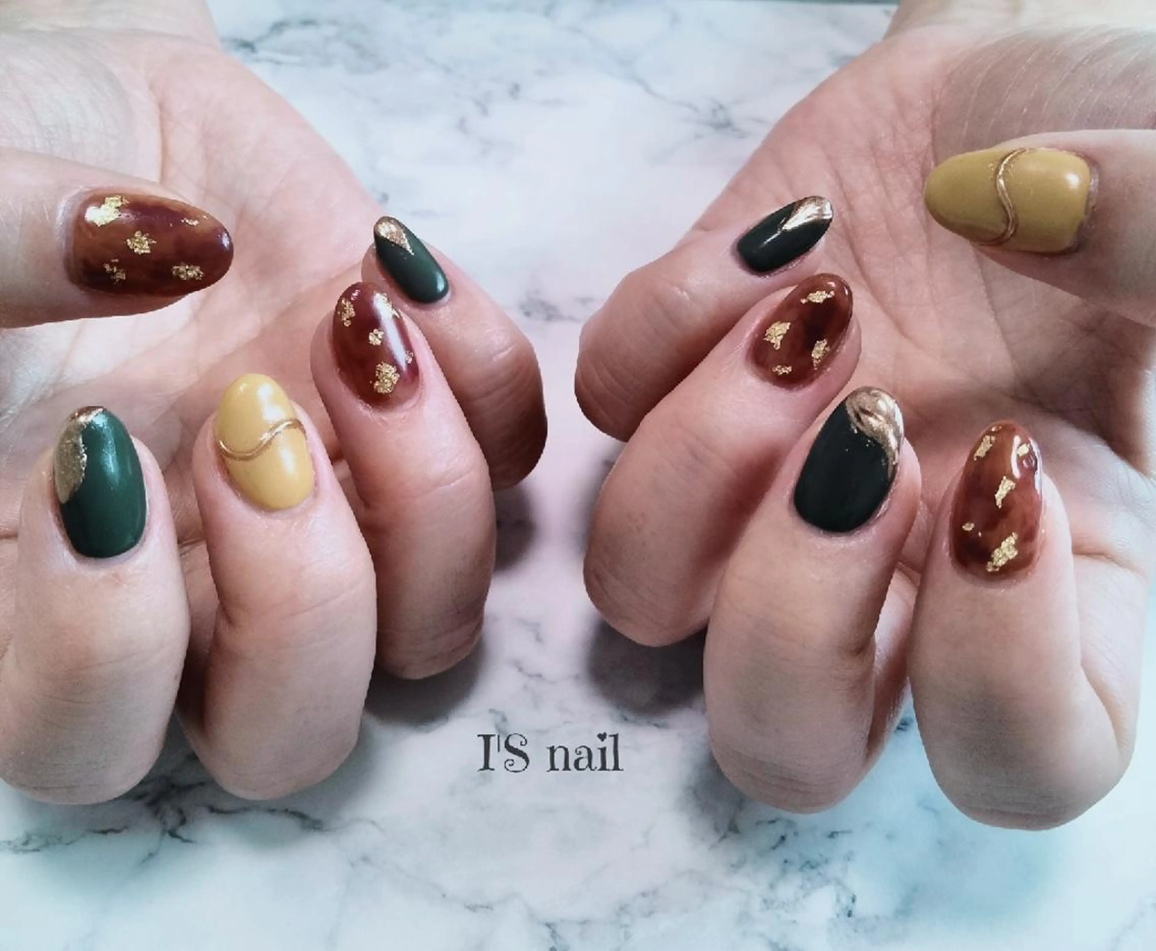 ネイル べっ甲ネイル グリーン I'S nail 佐野のネイルデザイン