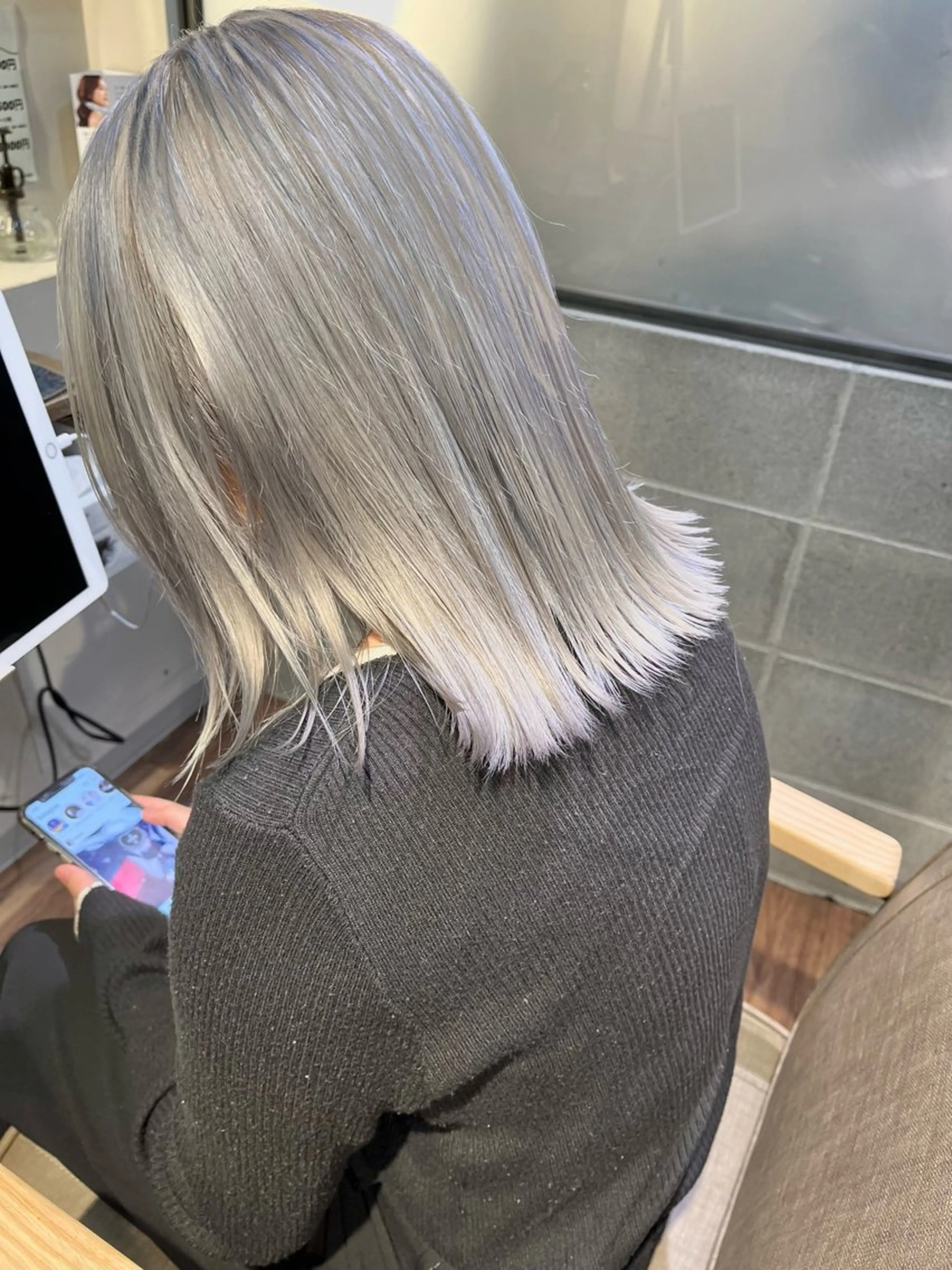 ミディアム 中村 文香のヘアスタイル