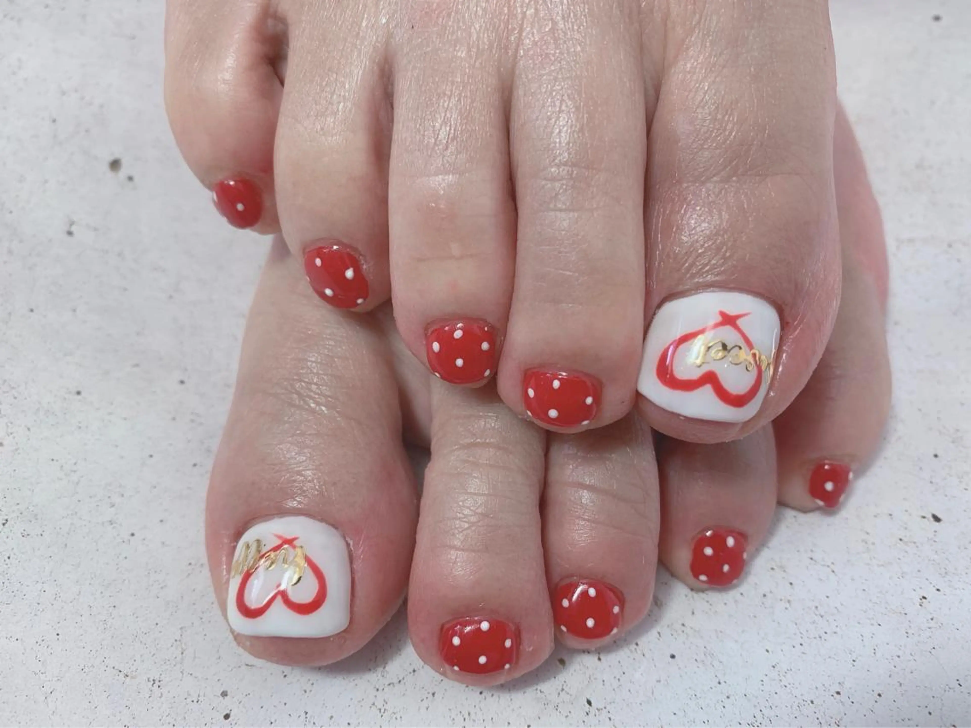 ネイル ドット nico.nico.mark NAIL所属・小林 梓のエステ・リラクイメージ