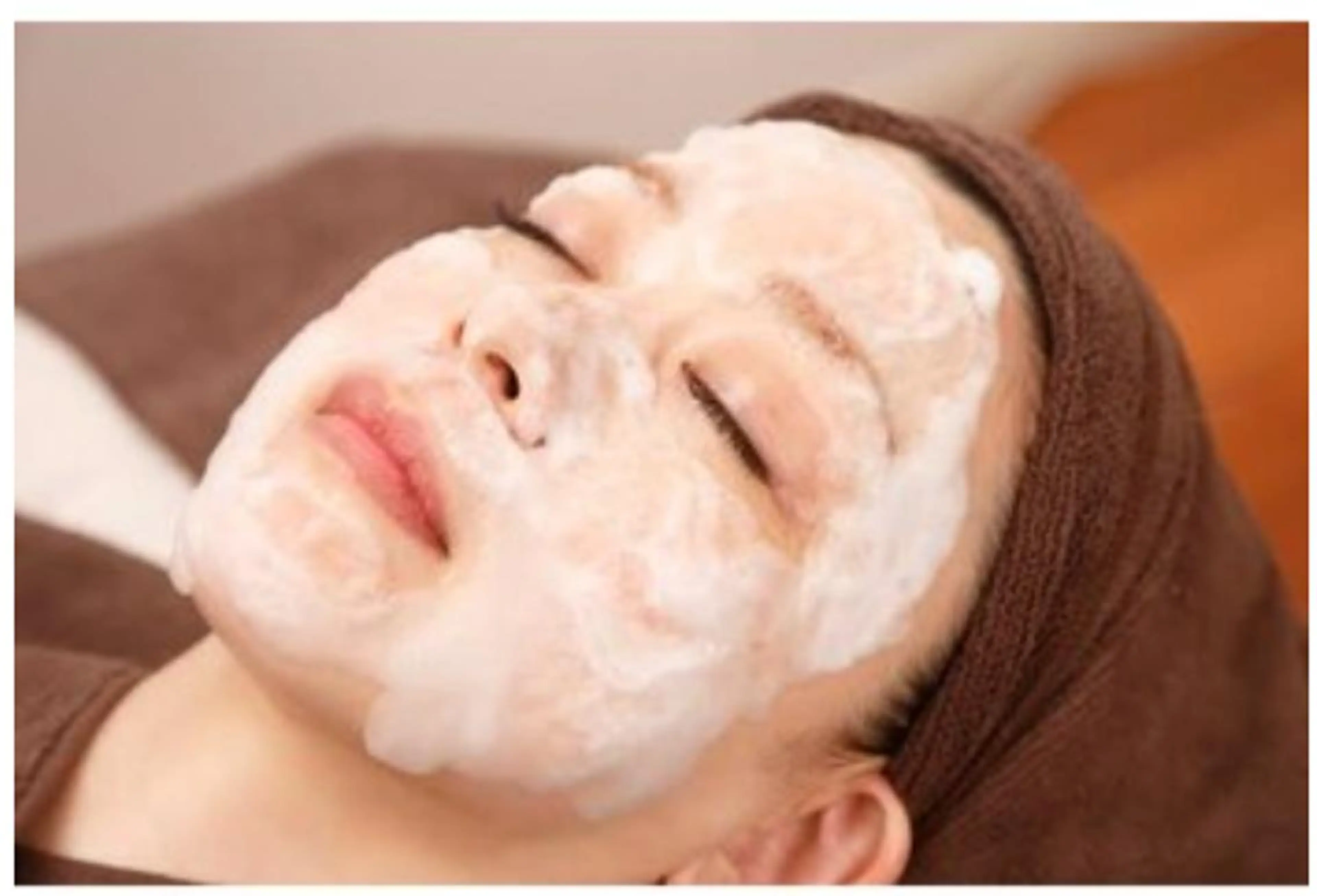 【極上美肌コース】頭蓋骨小顔矯正＋極上炭酸パックの写真