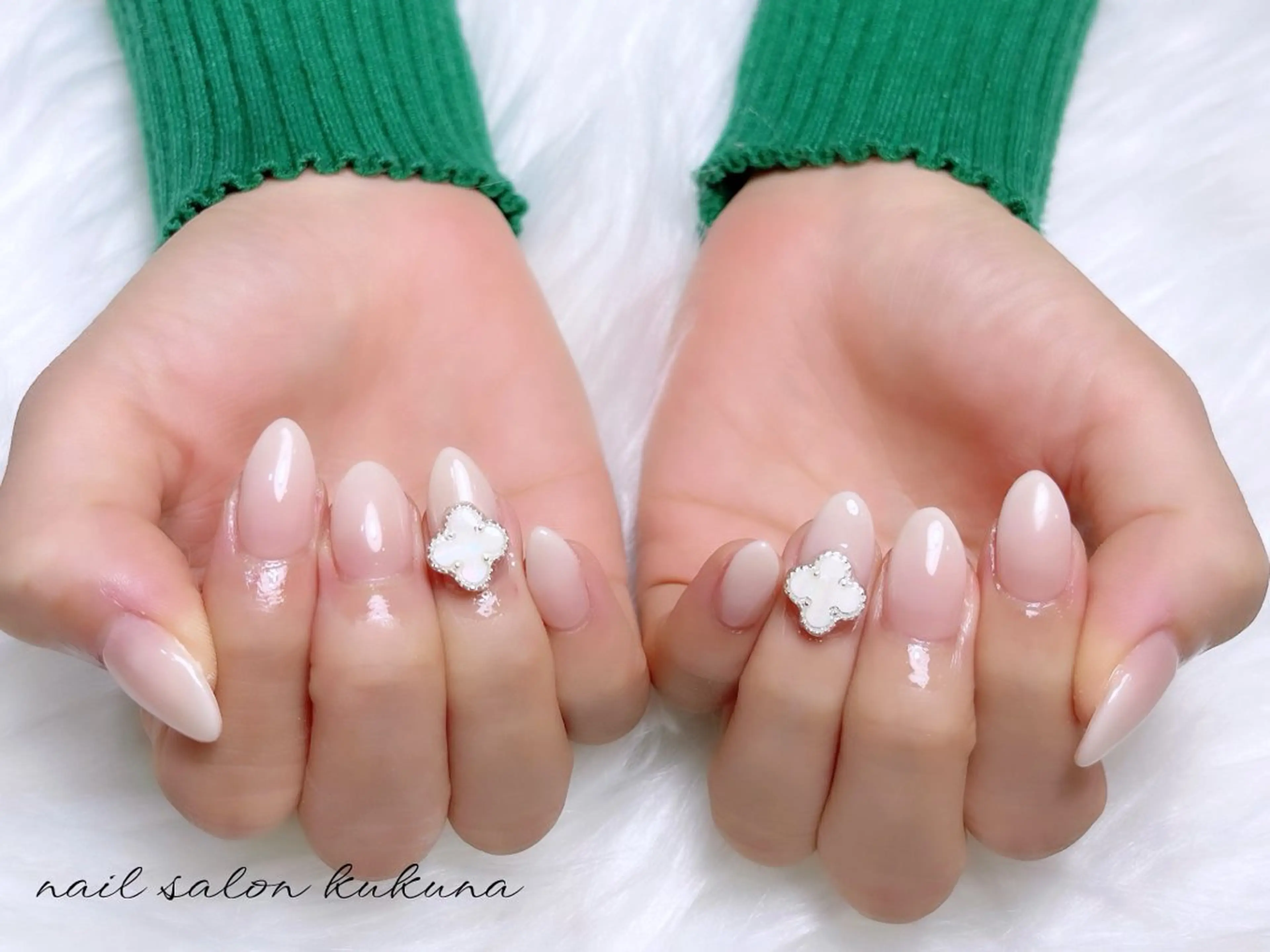 ネイル ハンドネイル ハンドケア nail salon kukuna所属・nail salon 心斎橋アメ村のネイルデザイン