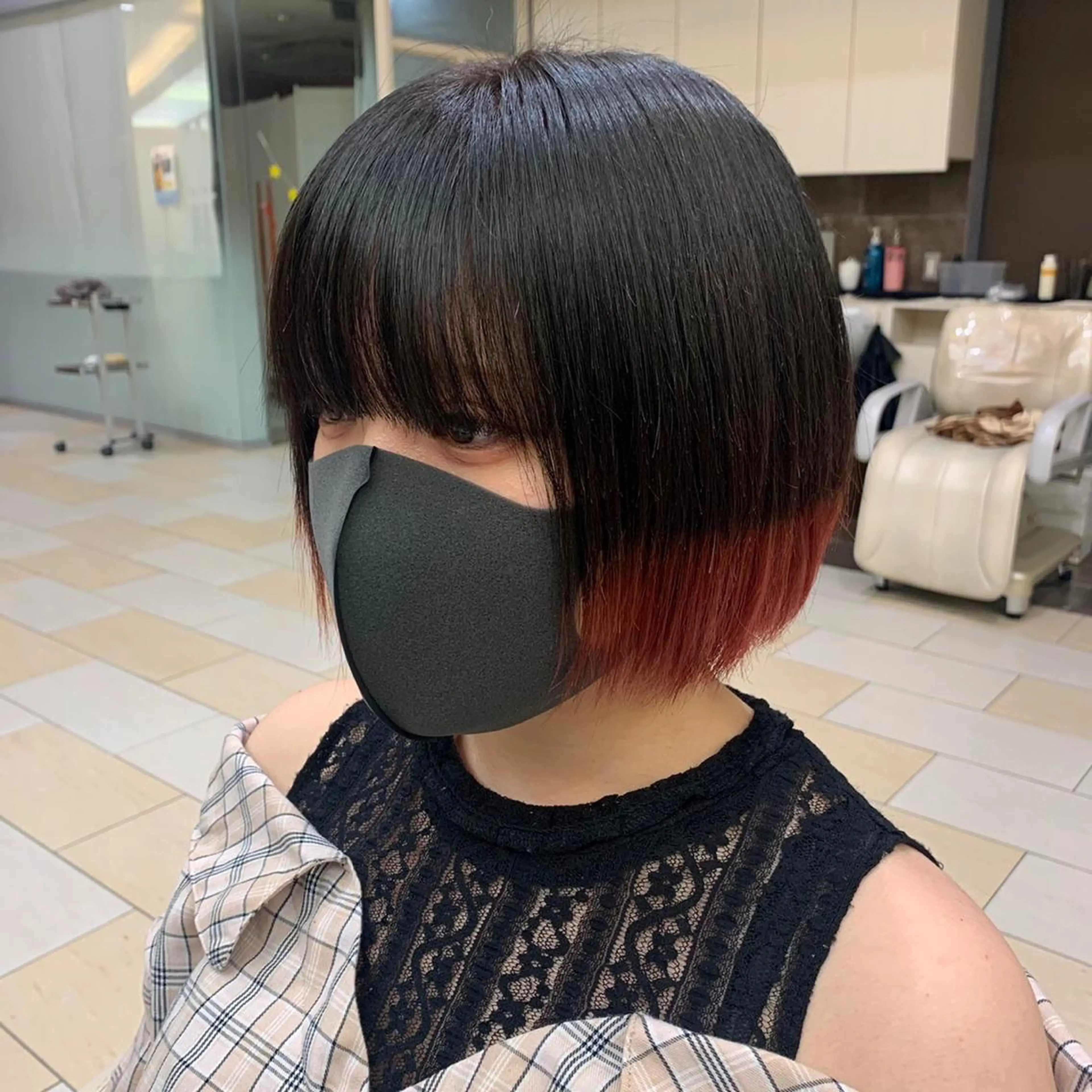ショート カラー 有賀 佑葵のヘアスタイル