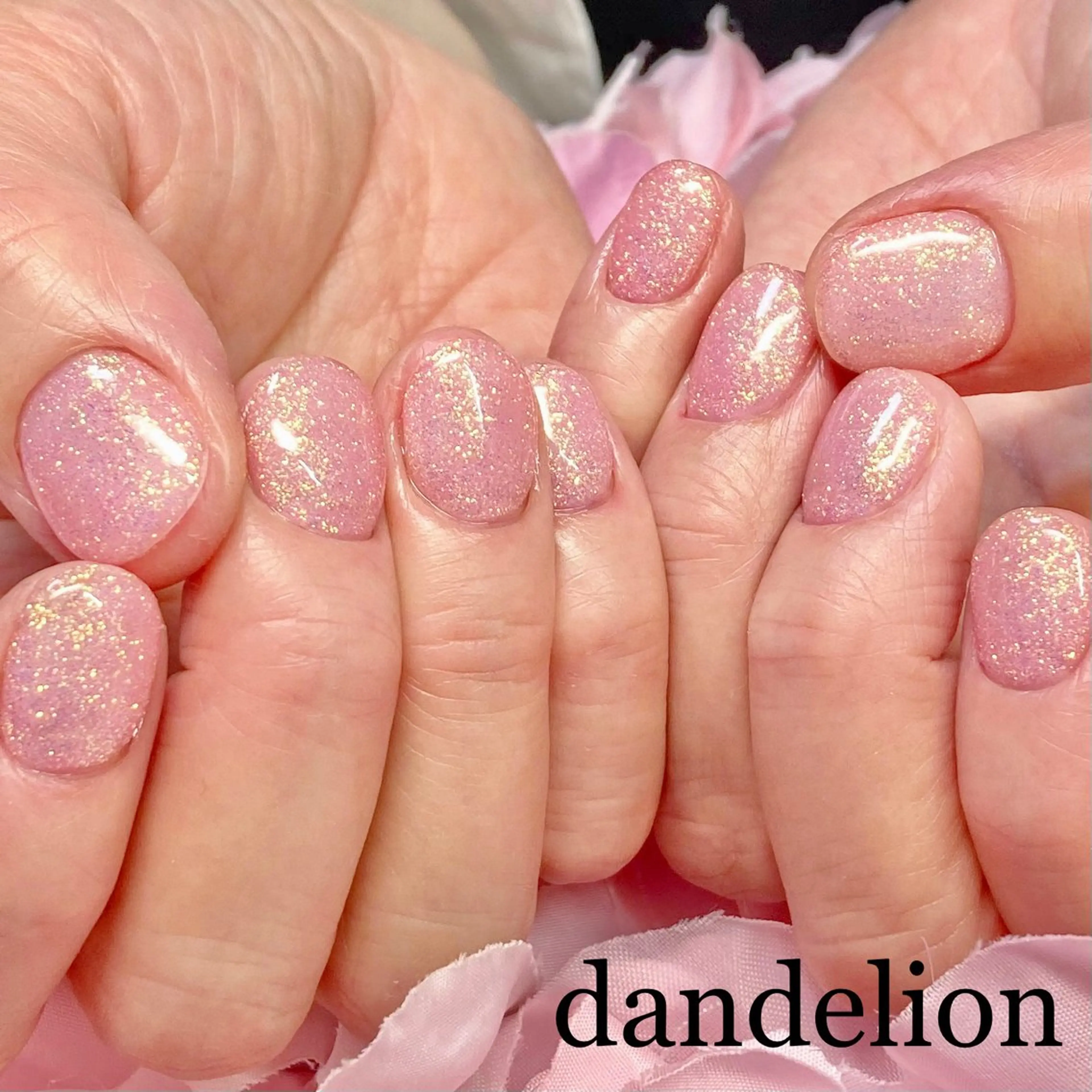 ネイル ハンドネイル ハンドケア dandelion ダンデライオンのネイルデザイン