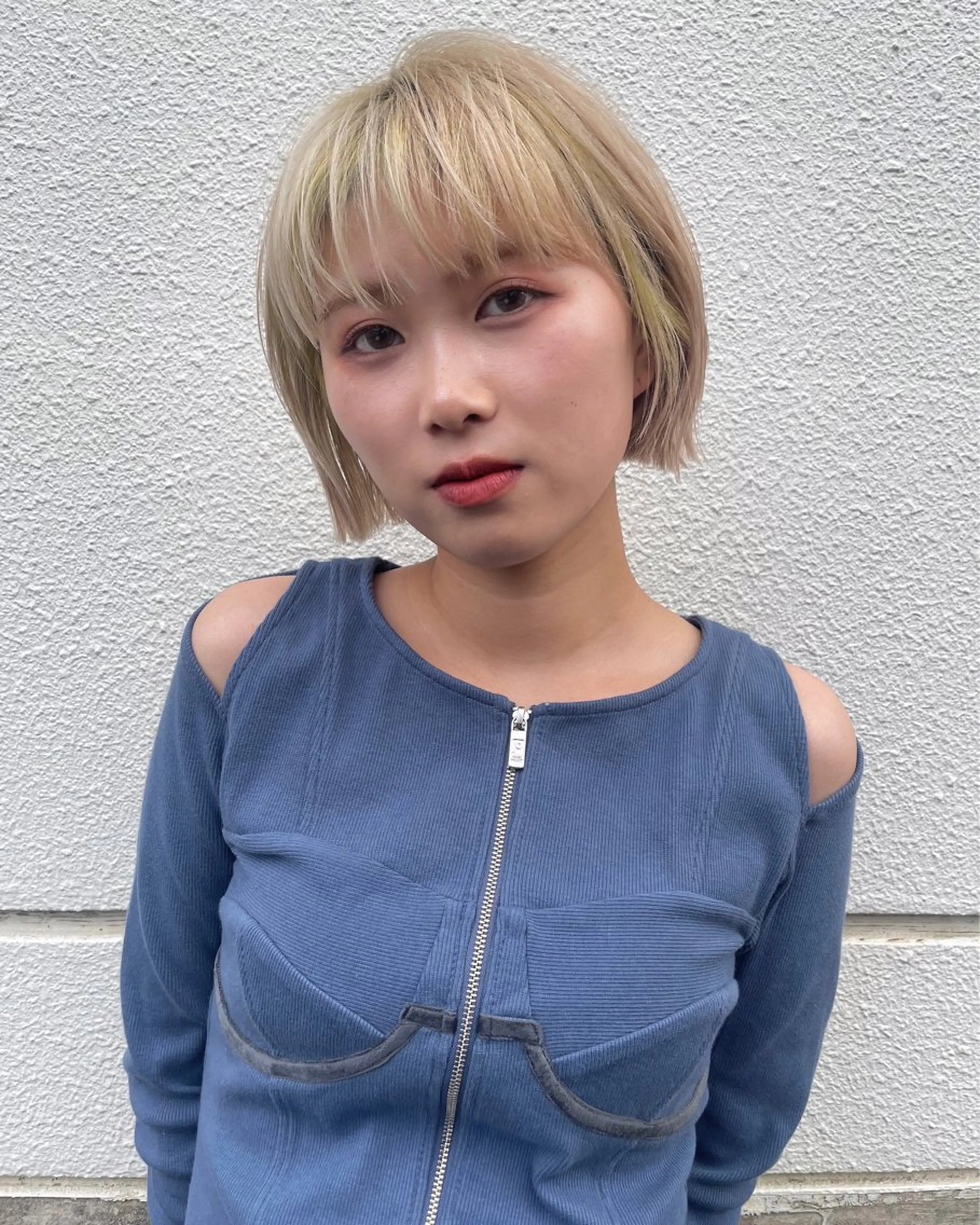 カラー ベージュ/透明感/ 桃子🎀のヘアスタイル