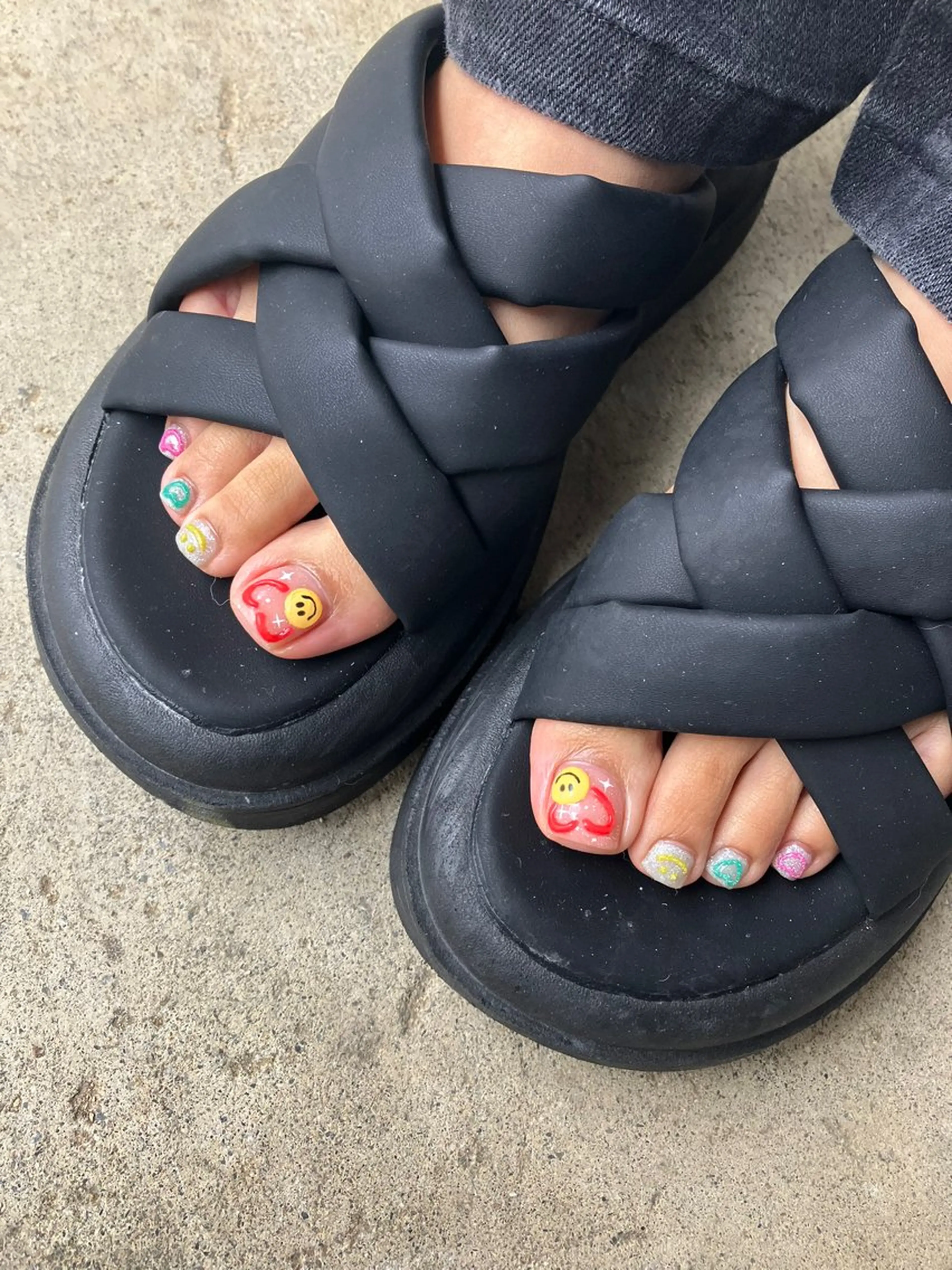 ご新規様⭐️リピーター様❤️ フット🦶フルアート10本ネイル　持ち込みOK🙆‍♀️(ストーン.パーツ.ラメOK)の写真