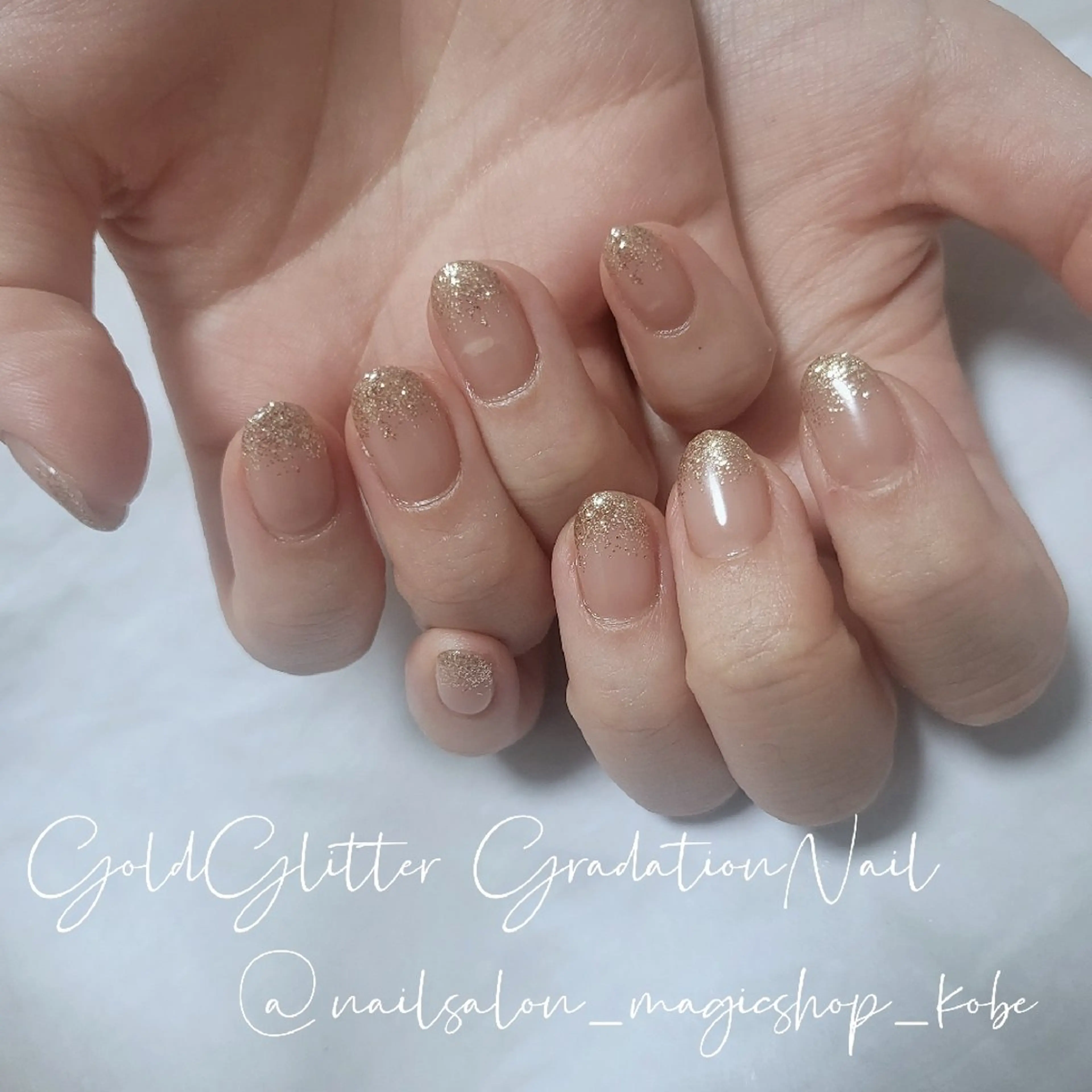 ネイル ジェルネイル ゴールド グラデーション ラメ(グリッター) ラメグラデーション ハンドネイル Nailsalon MagicShopのネイルデザイン