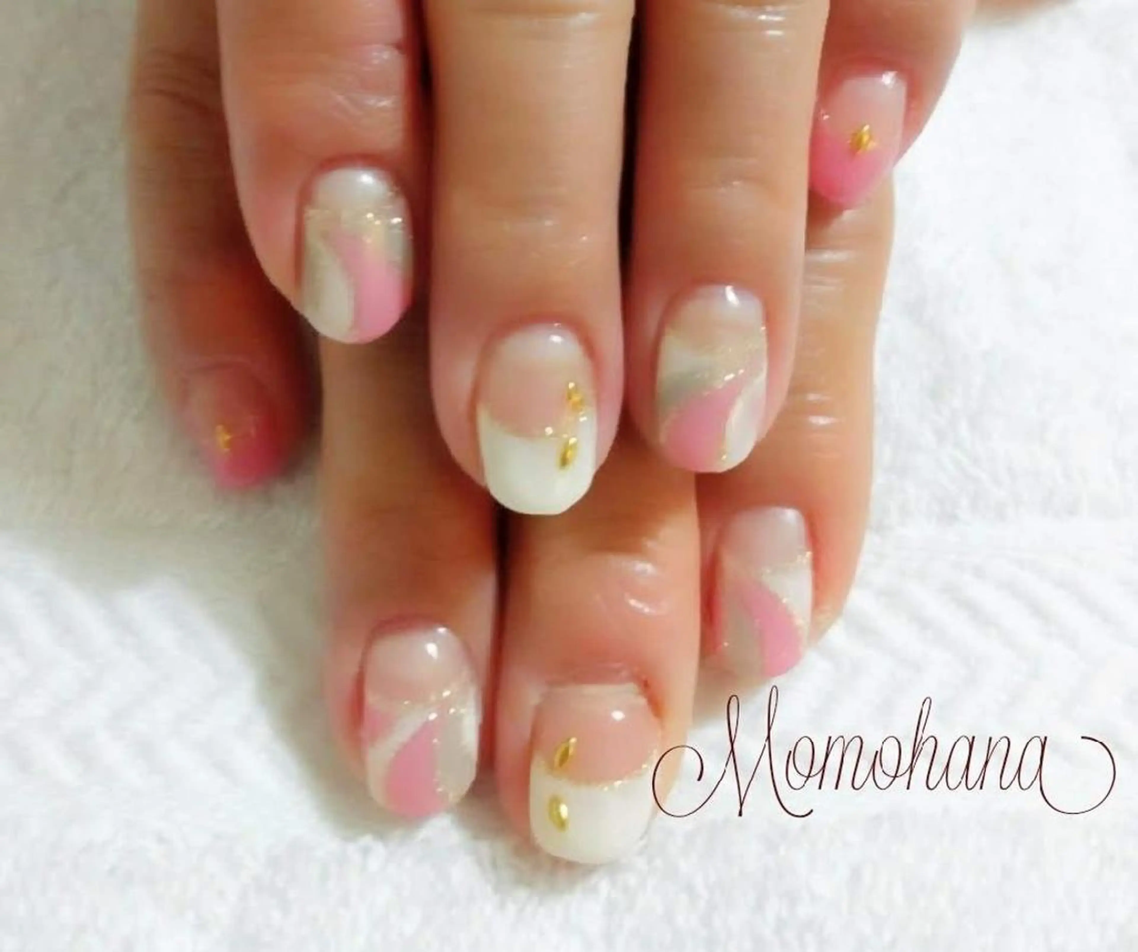 ネイル momohana  のネイルデザイン