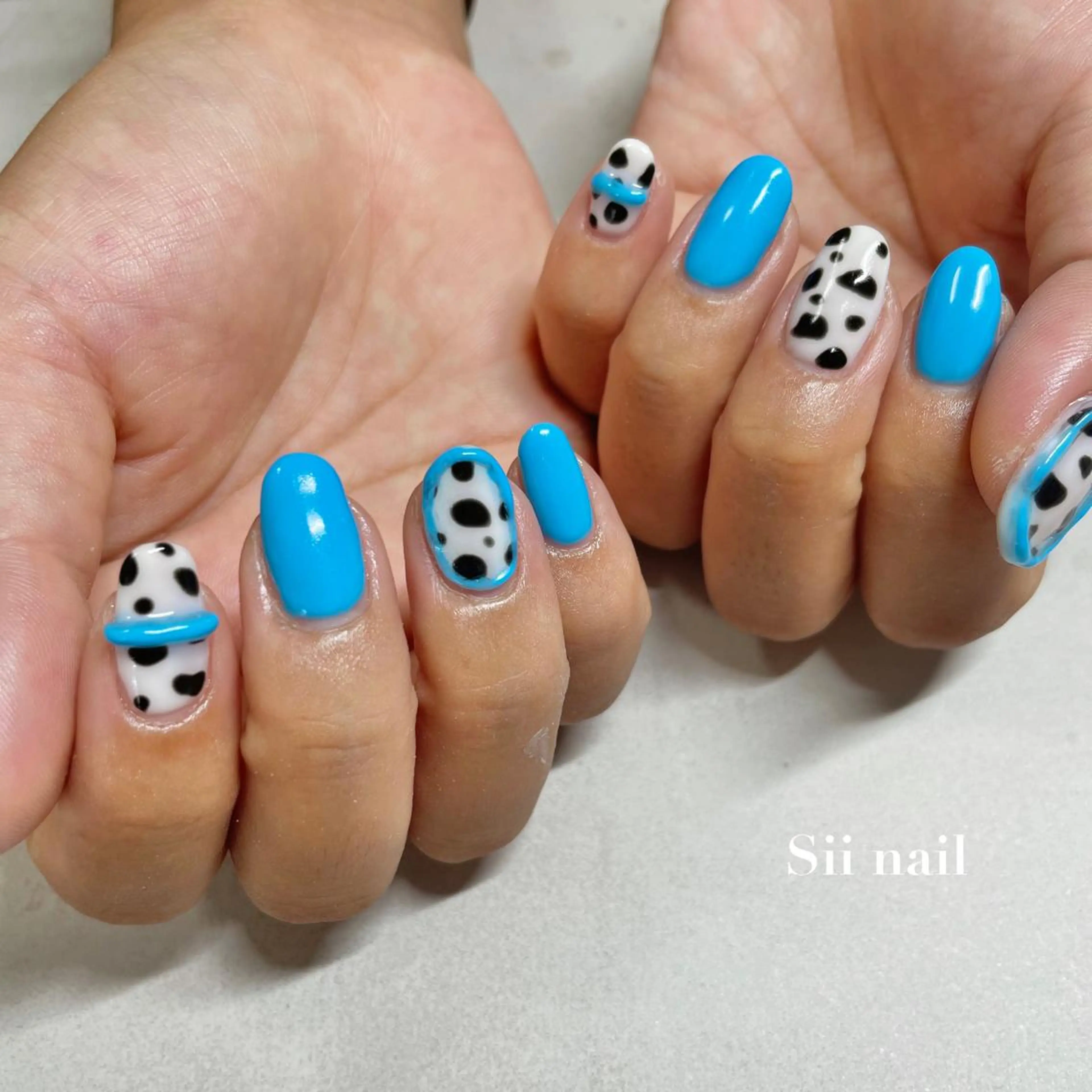 ネイル Sii nail 🤍SAKIのネイルデザイン