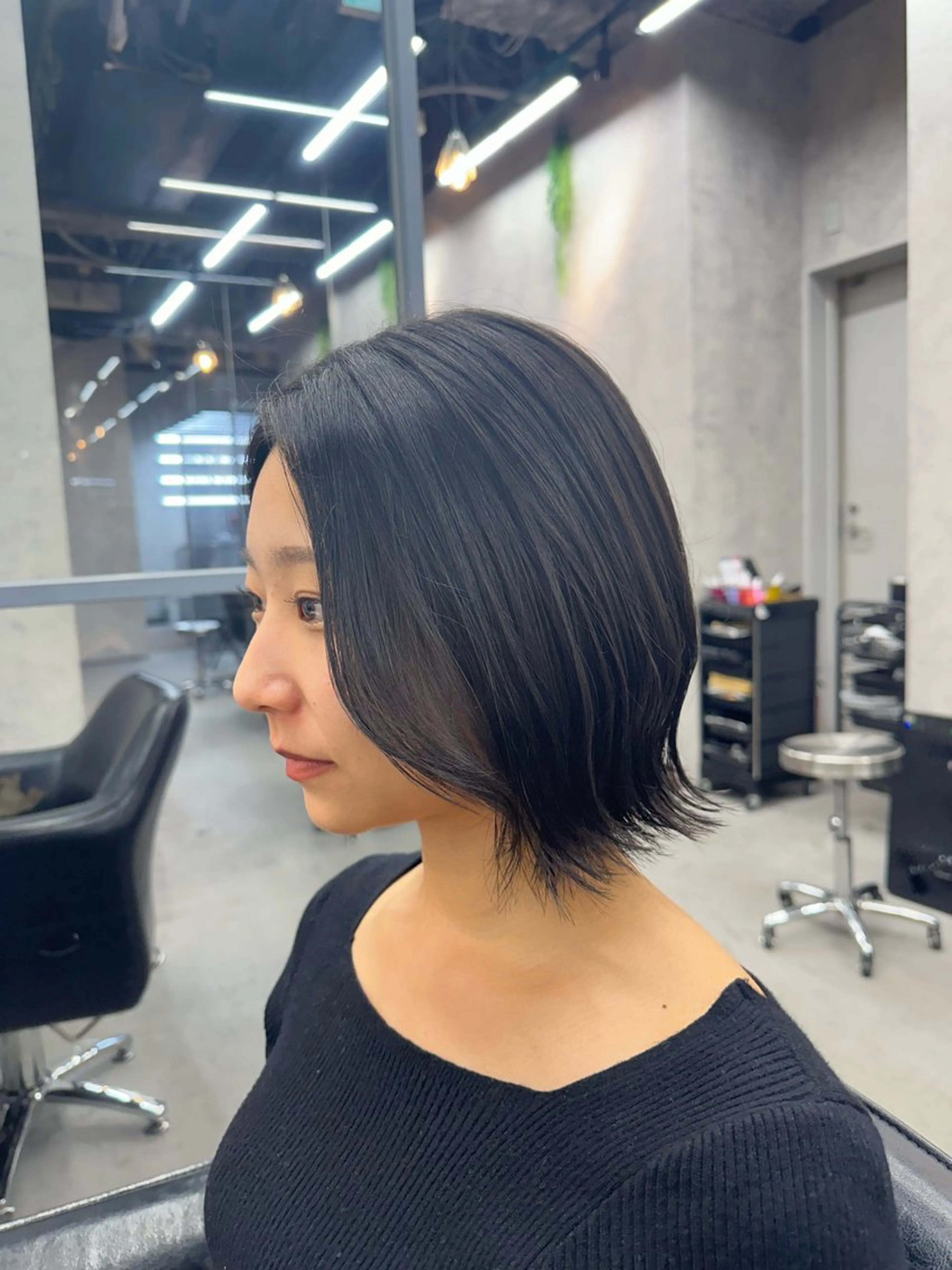 ミディアム カラー Misora/ボブ/ レイヤー/艶カラーのヘアスタイル