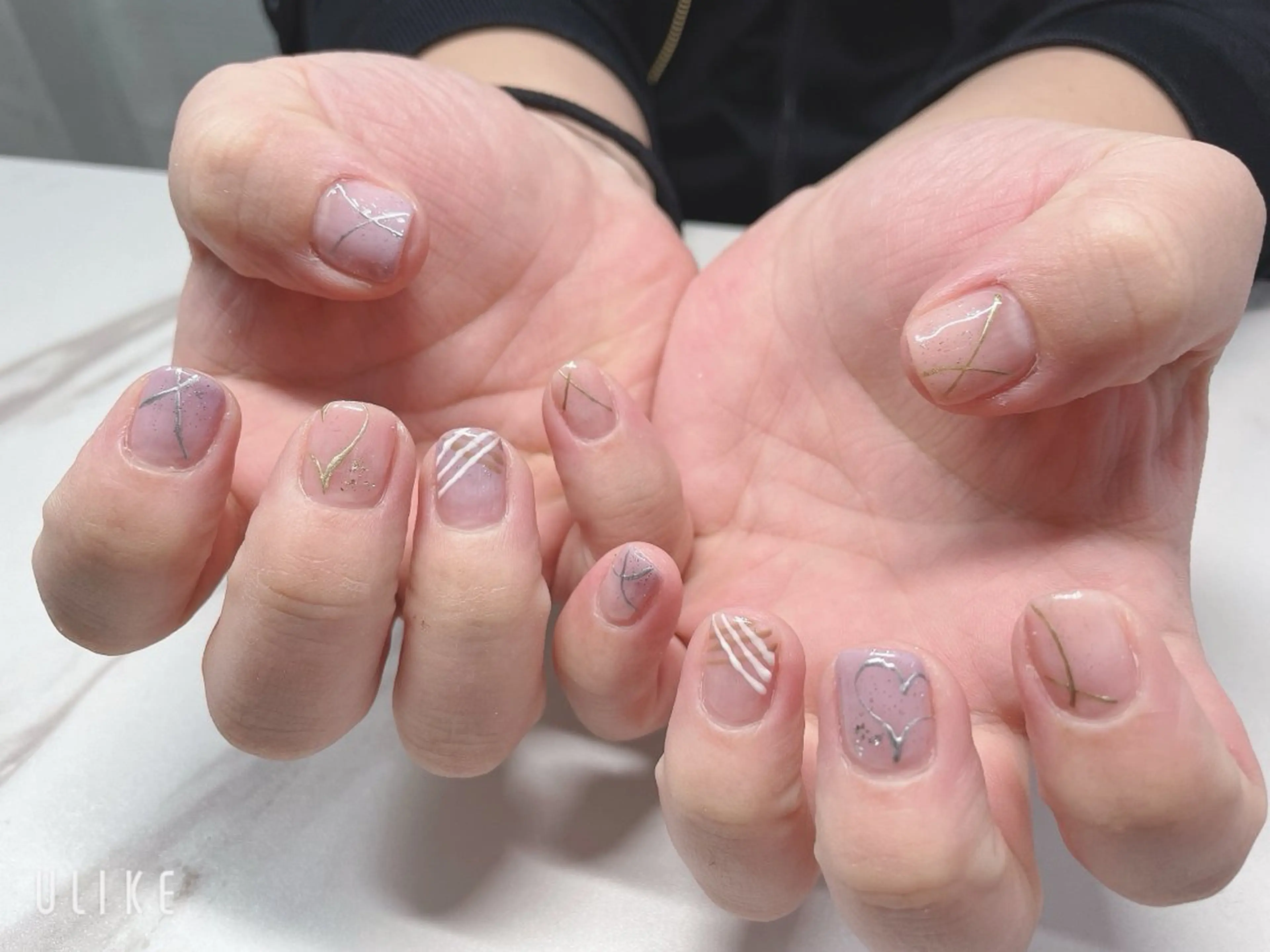 ネイル ハンドネイル BABY LION :Linaのネイルデザイン