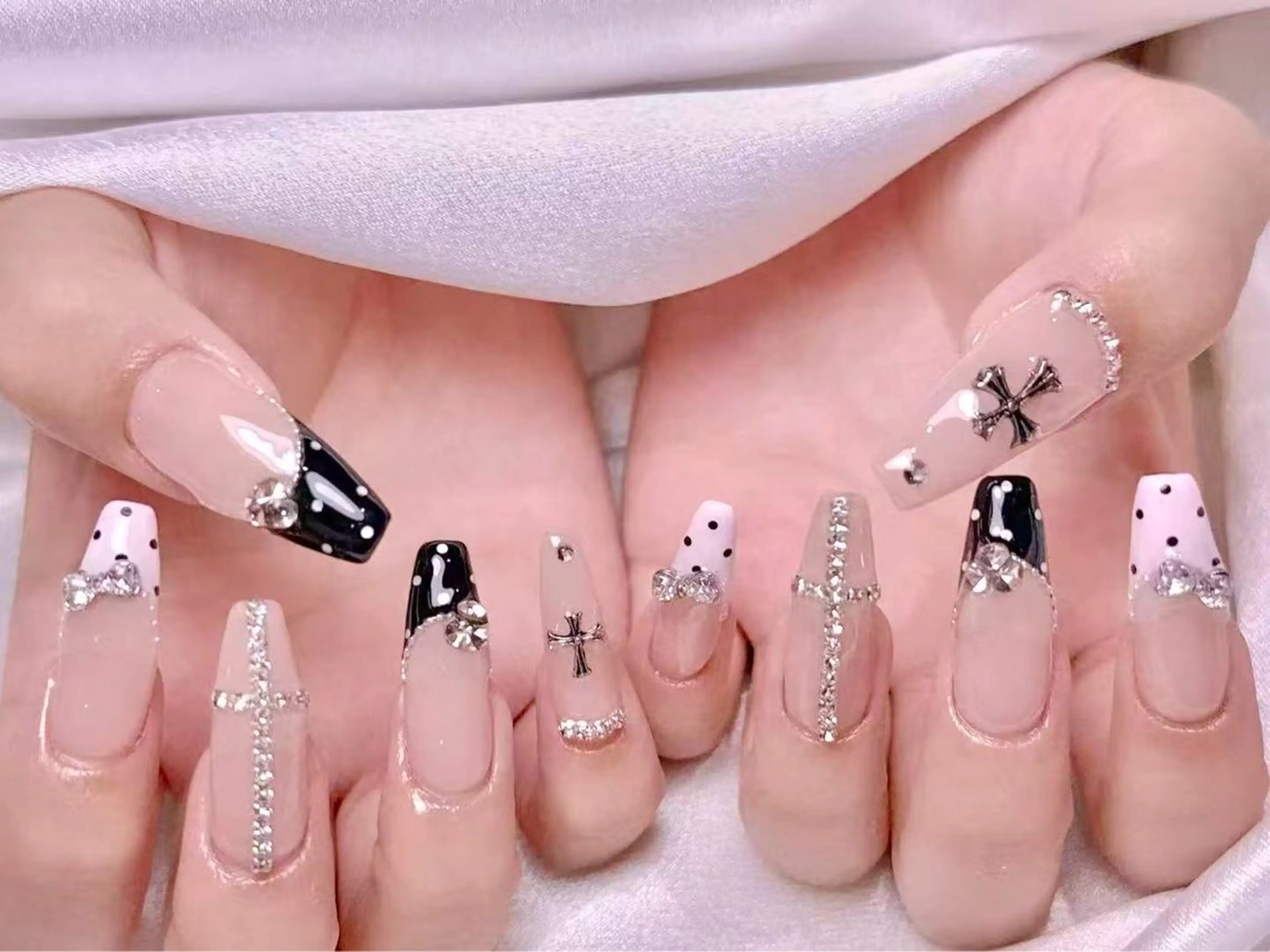 ネイル ハンドネイル リン リンのネイルデザイン