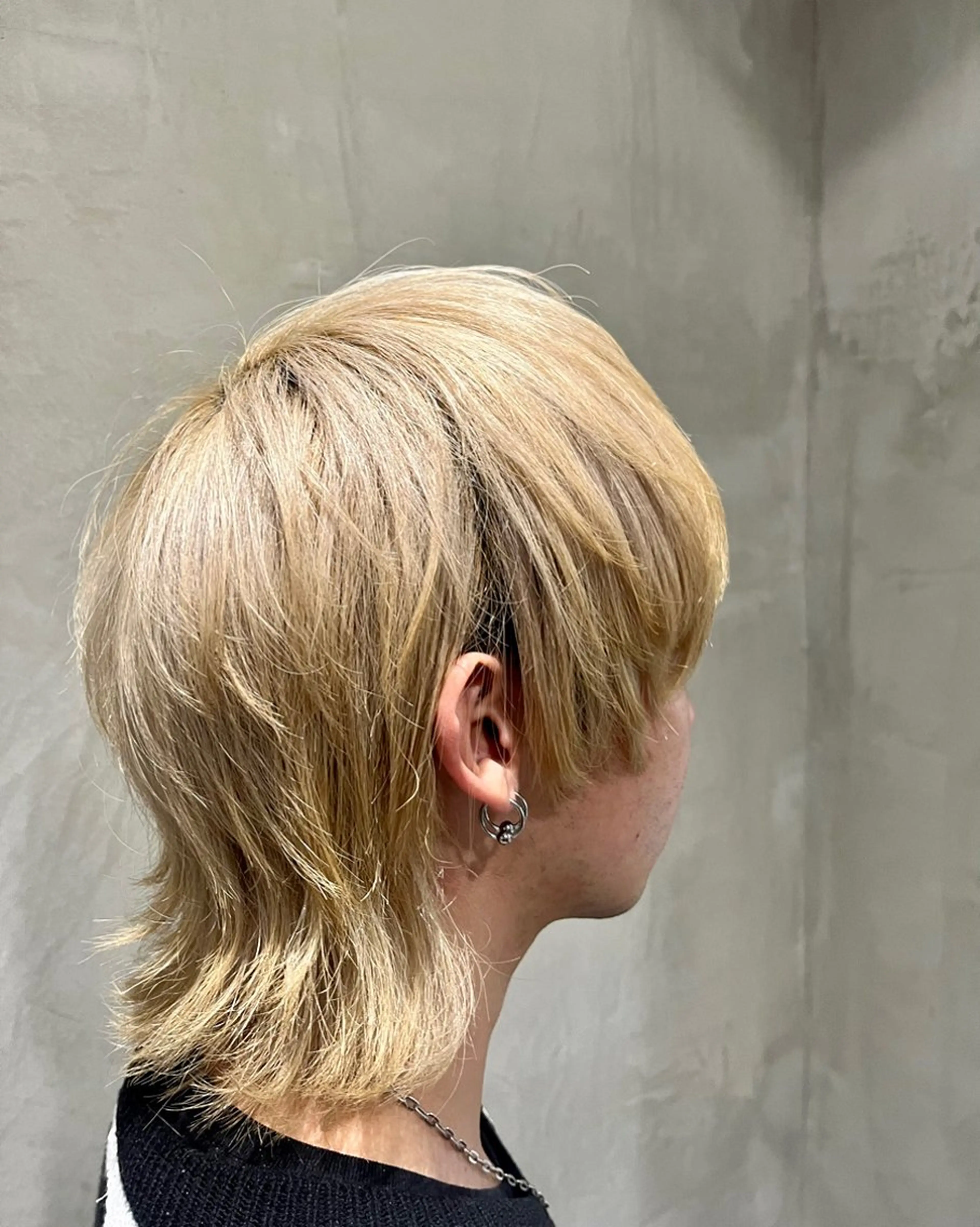 ショート カラー 5:8所属・吉祥寺【髪質改善カラ ー/ブリーチ】藤井のヘアスタイル