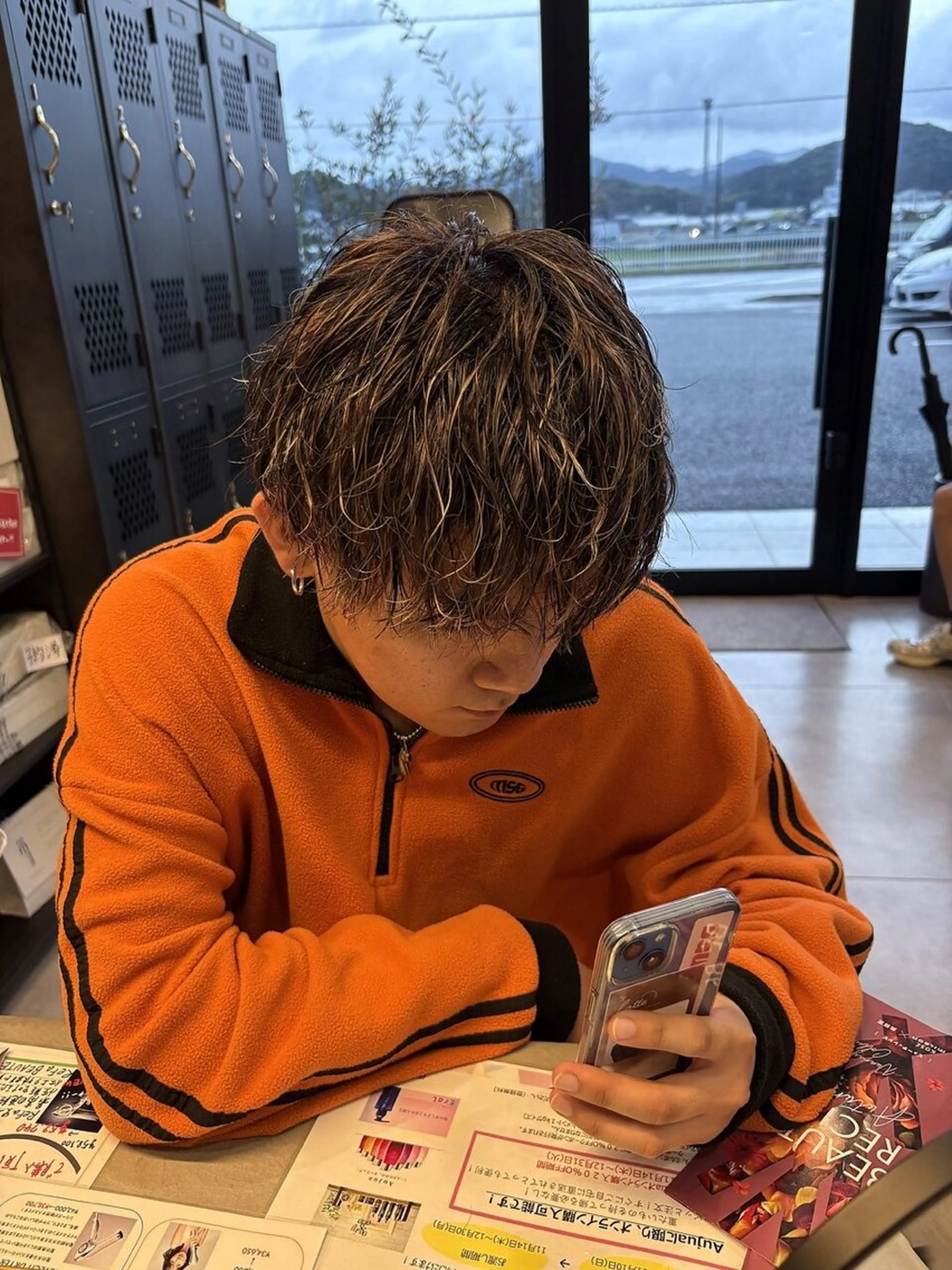 カラー 加藤 小春のヘアスタイル