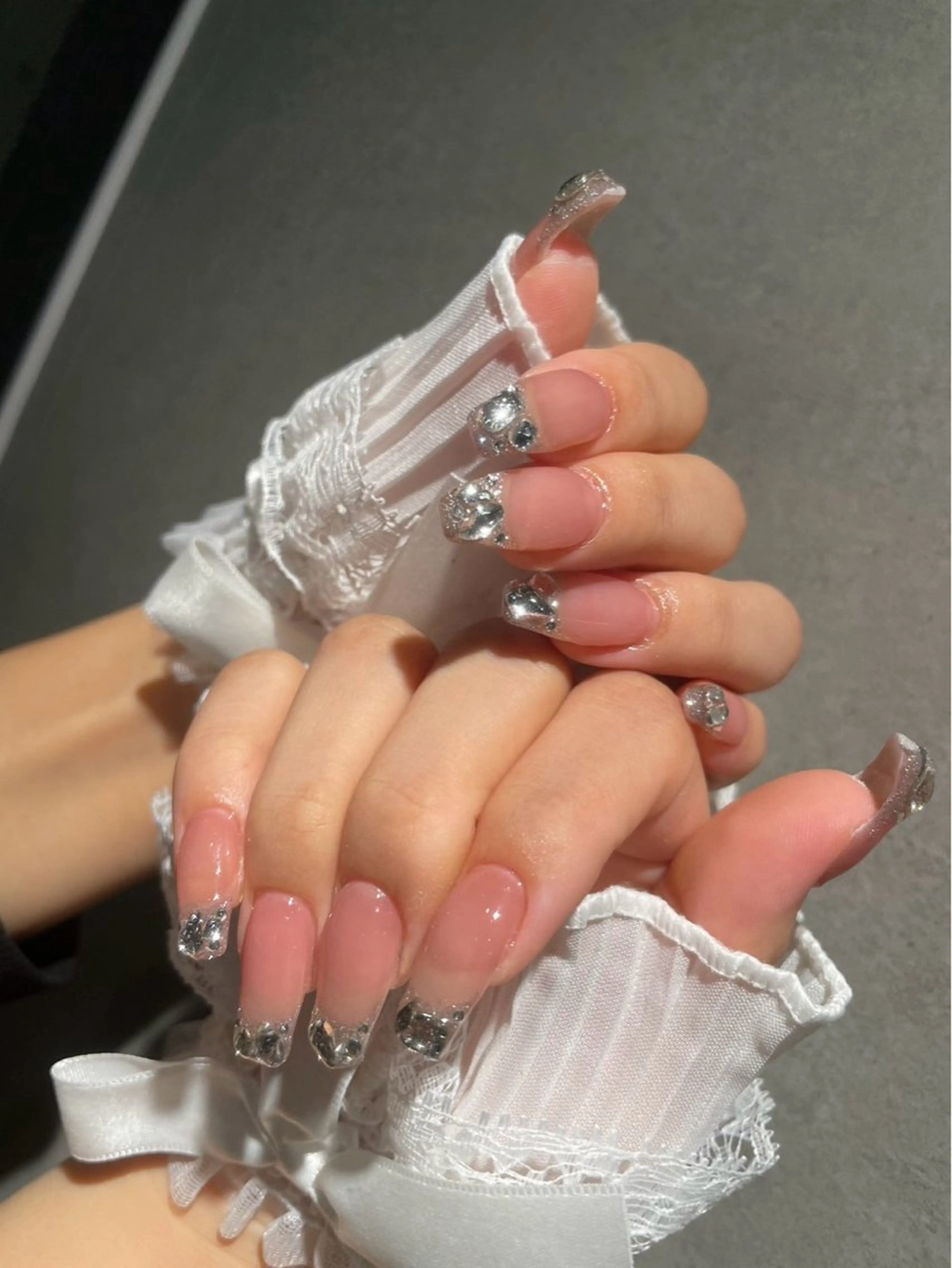 ネイル I-nailロング /ワンホン/キラキラのネイルデザイン