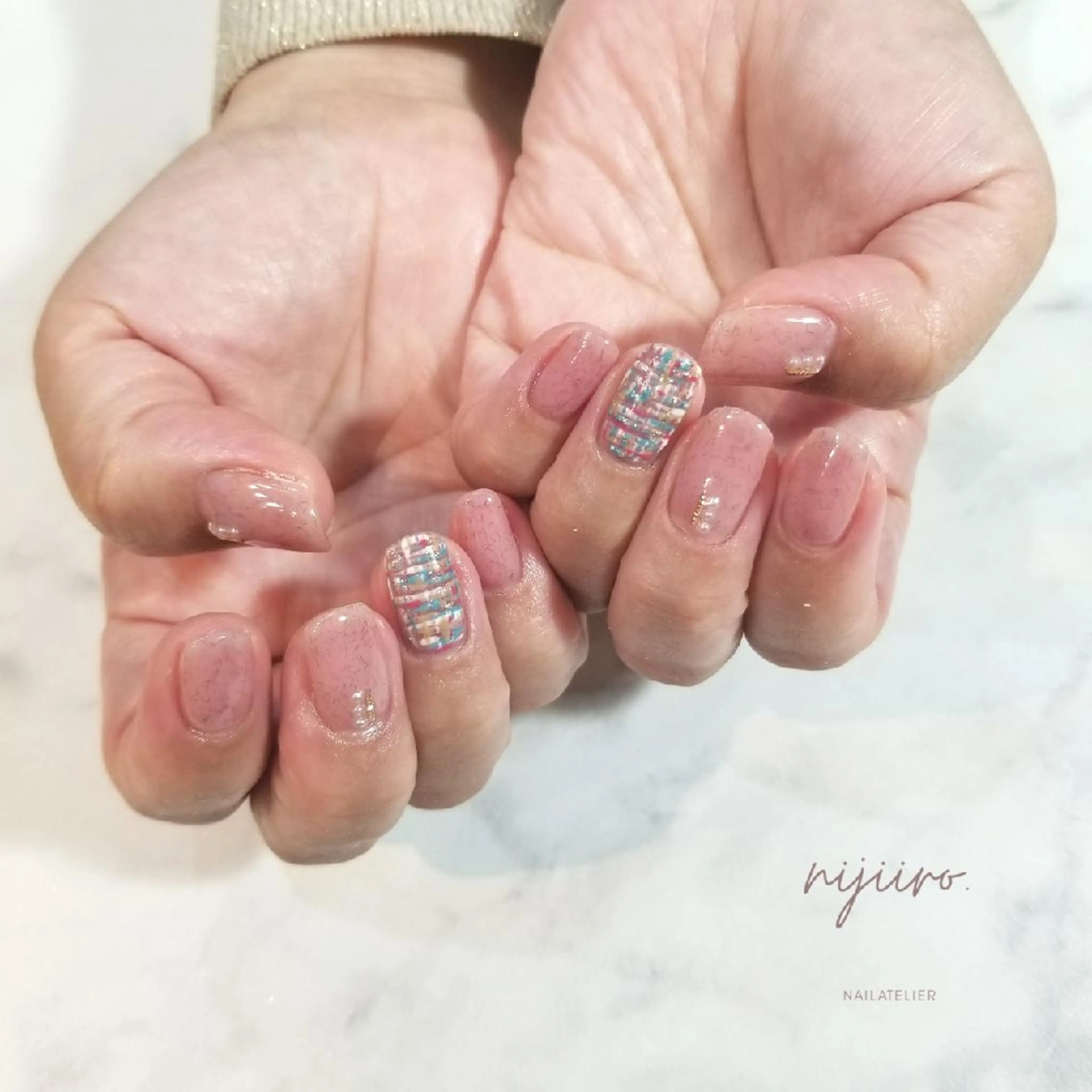 ネイル ハンドネイル nailatelier nijiiro.所属・nijiiro🌈 サトウのネイルデザイン