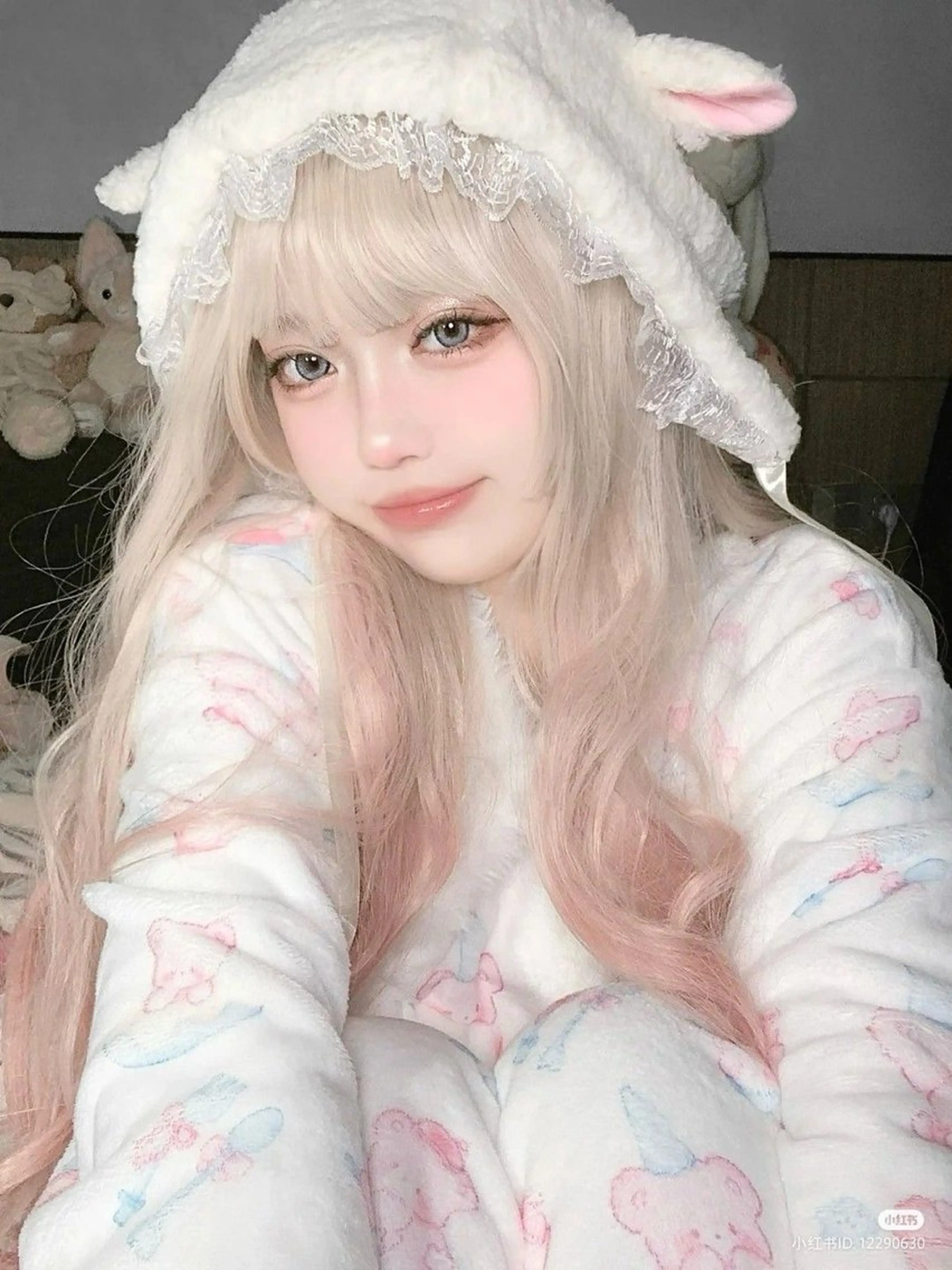 ロング カラー ヘアカラー ハイトーンカラー 🦄レイヤーカットのヘアスタイル