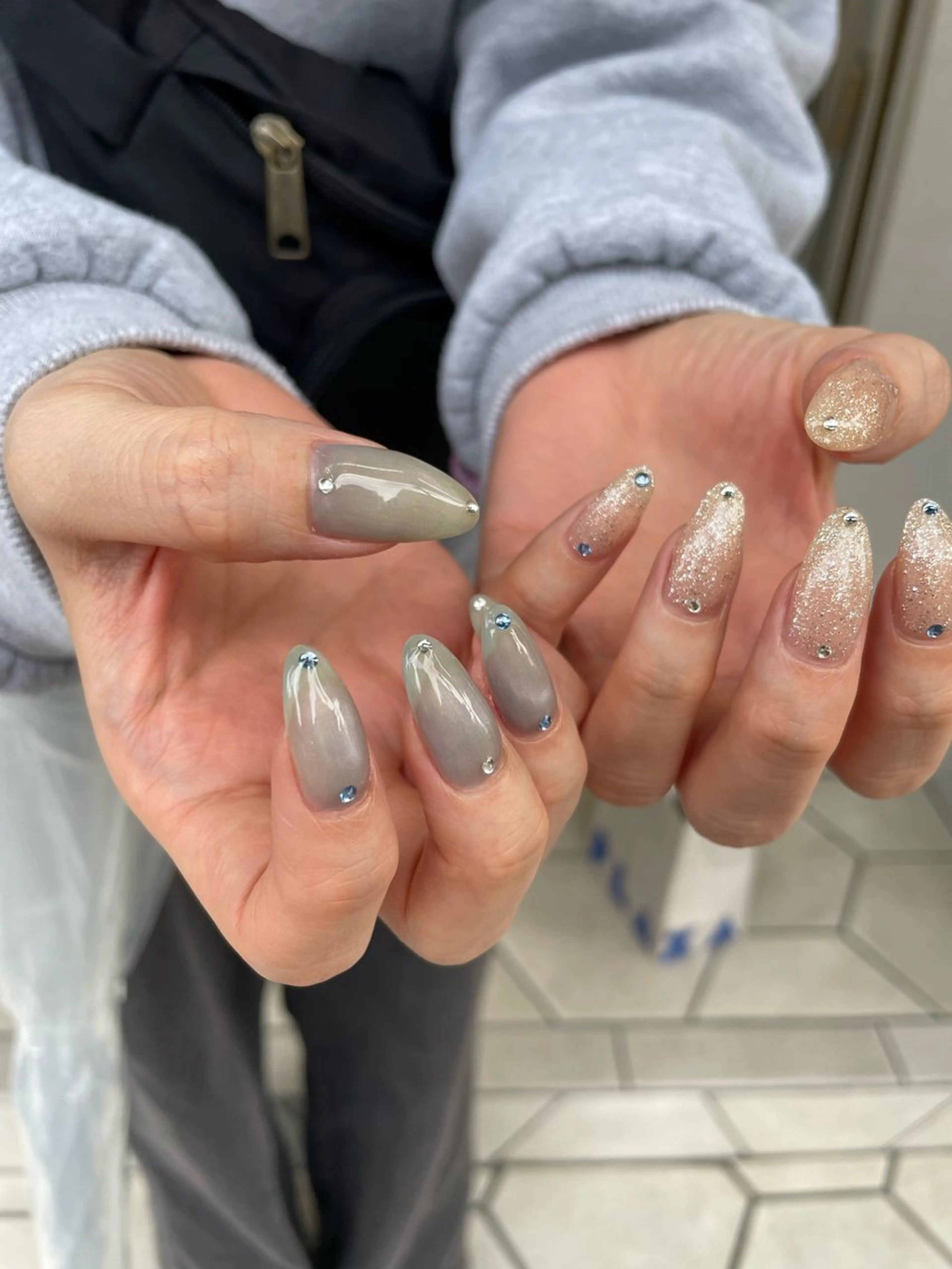 ネイル ワンカラーネイル ハンドネイル nalu🐚 京橋｜Rommyのネイルデザイン