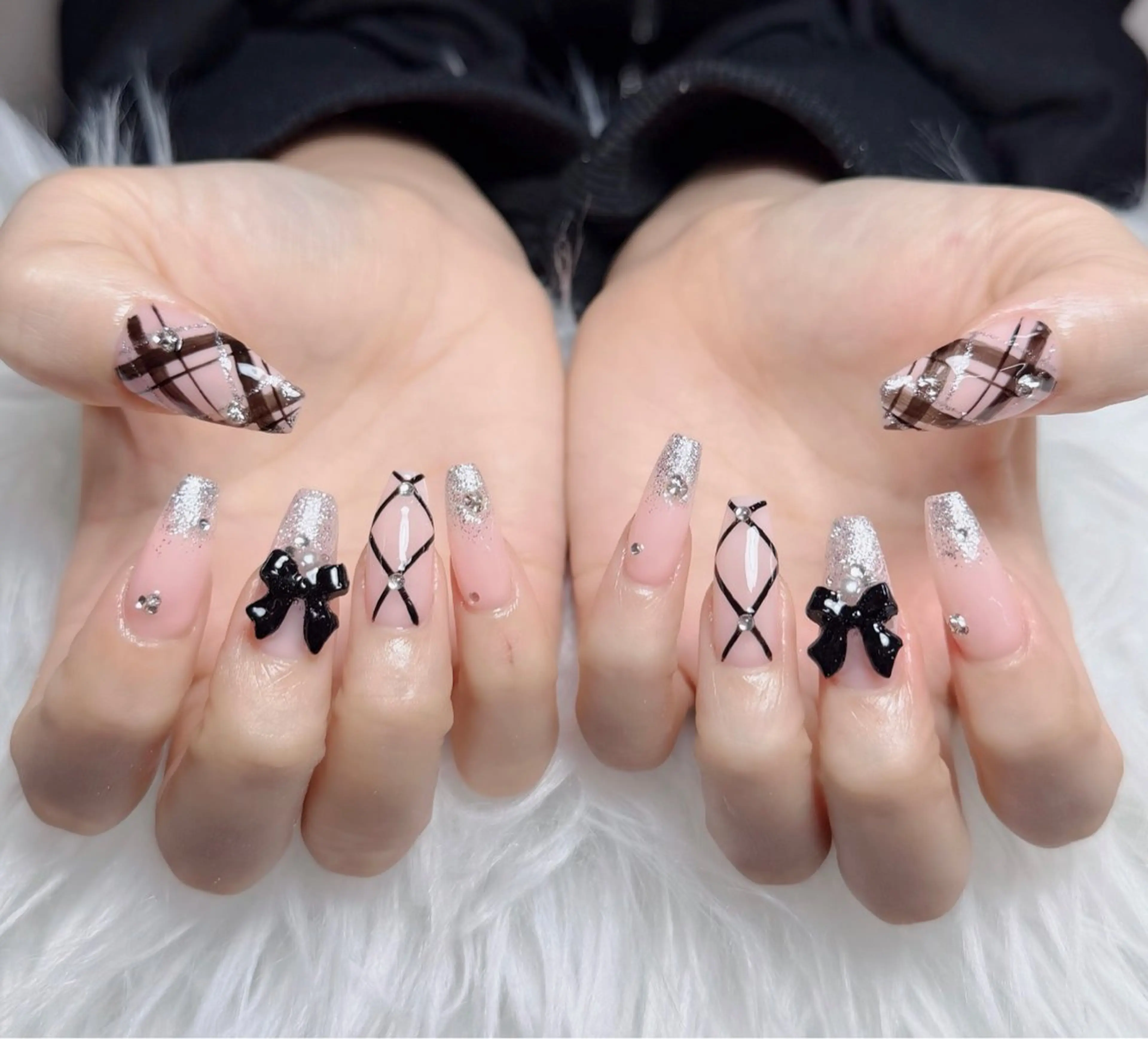 ネイル アートネイル フレンチネイル ジェルネイル 韓国ネイル マグネットネイル ハンドネイル Lenie Nailsのネイルデザイン