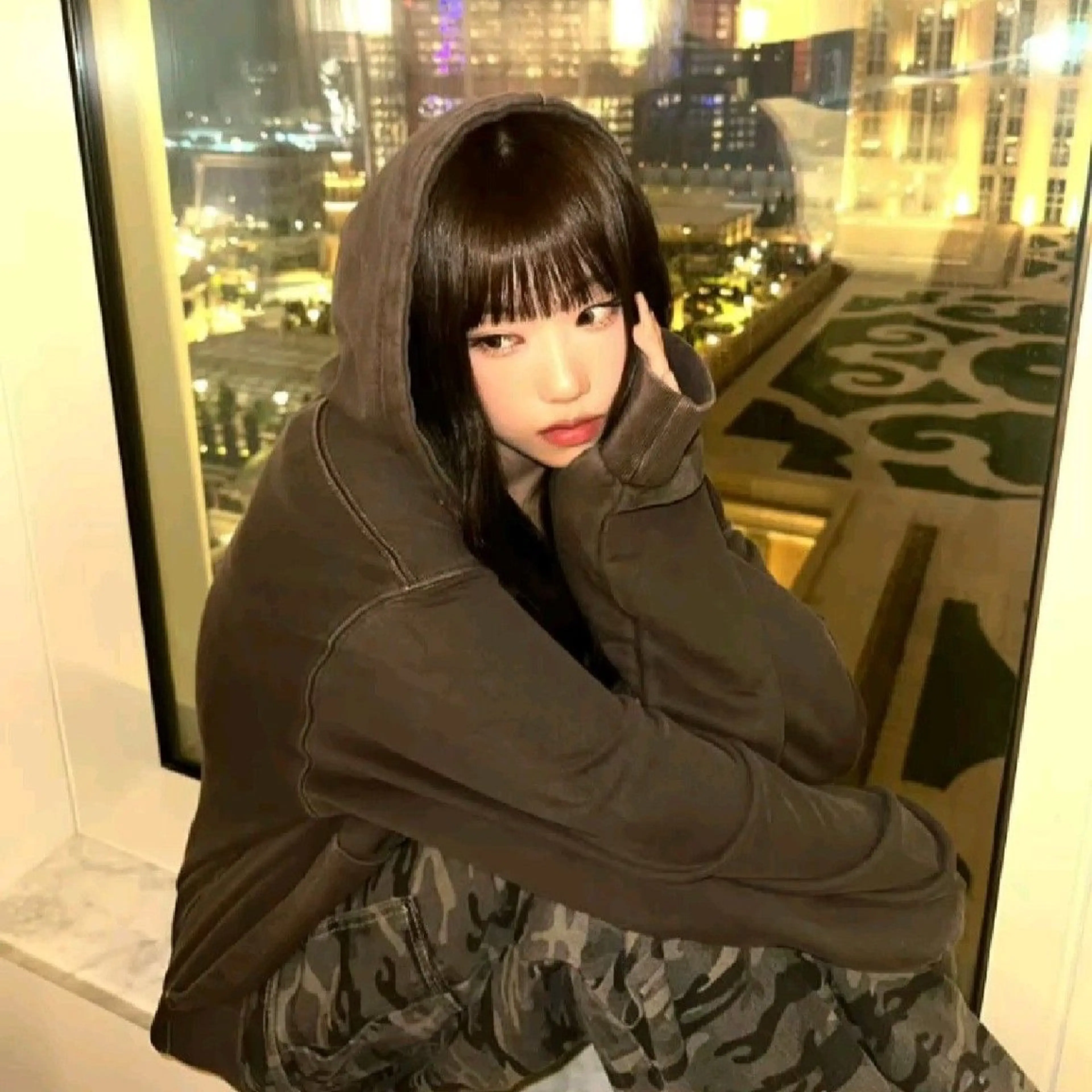 ロング source Cia / Hannaのヘアスタイル