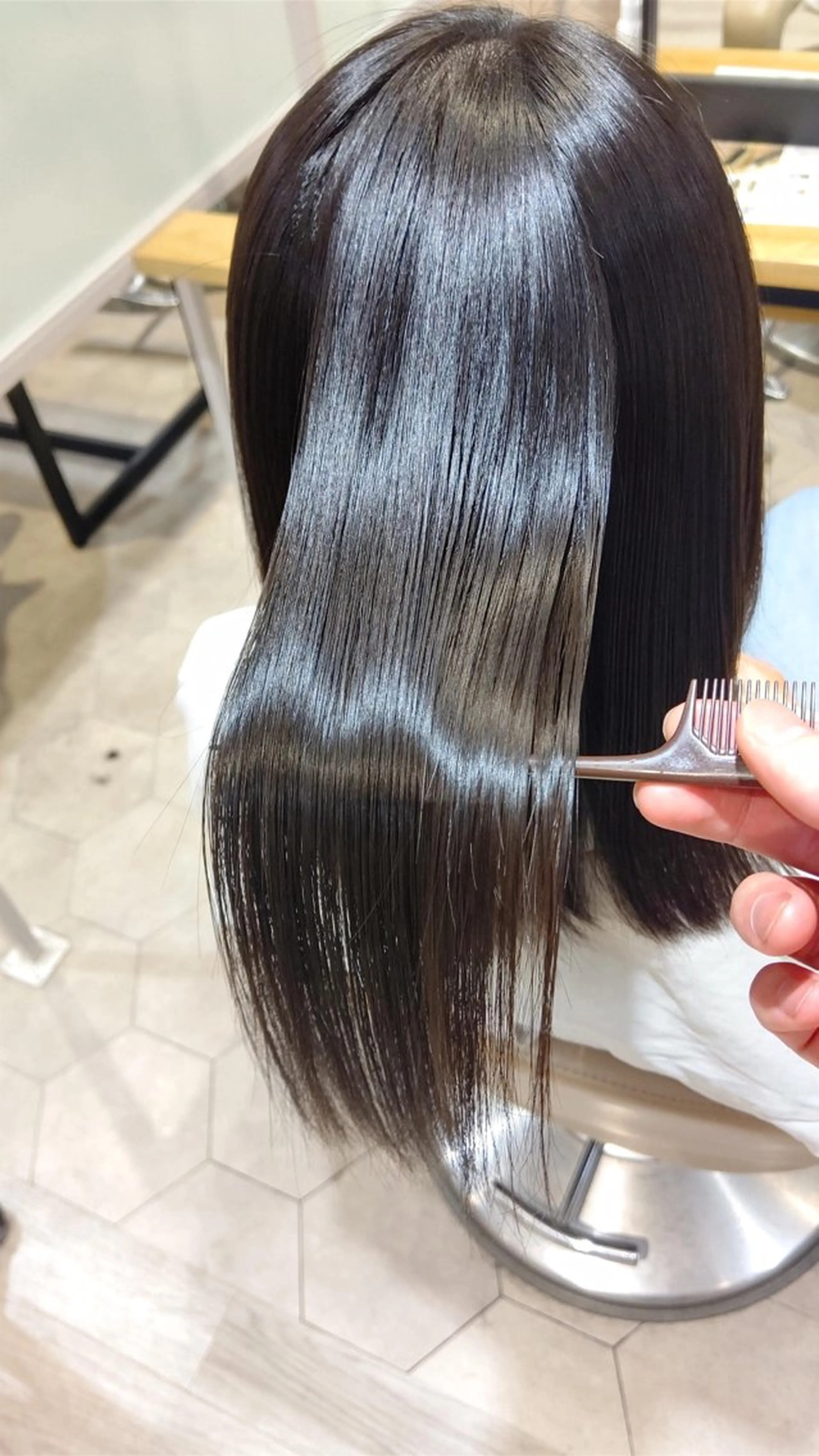 ロング 髪質改善 トリートメント 縮毛矯正 hair&make earth元住吉店所属・滝沢 英昭のヘアスタイル