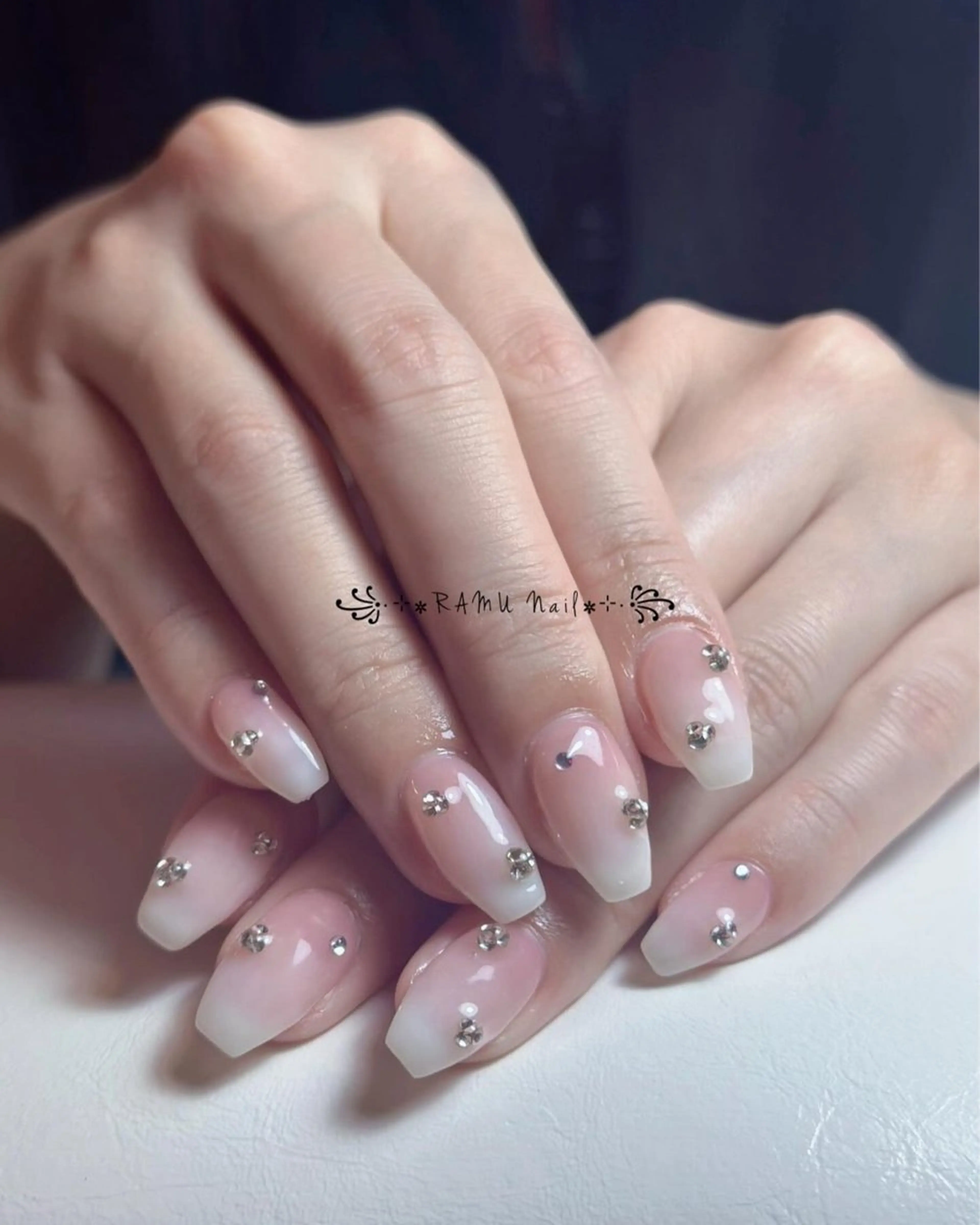 ネイル フレンチネイル 韓国ネイル シンプルネイル ワンホンネイル 冬ネイル ハンドネイル RAMU Nail 恵比寿店のネイルデザイン