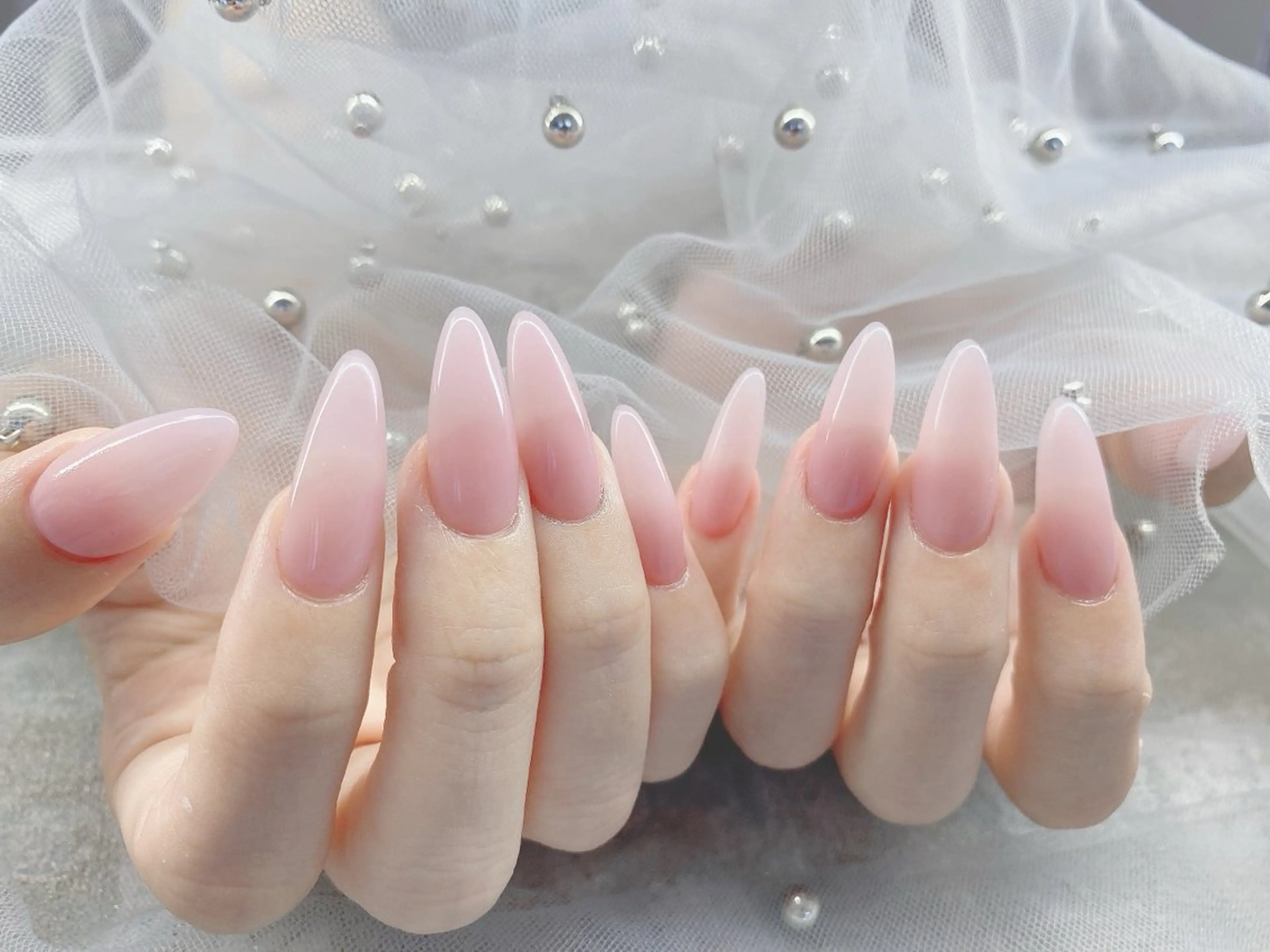 ネイル ハンドネイル PLATA LISAのネイルデザイン