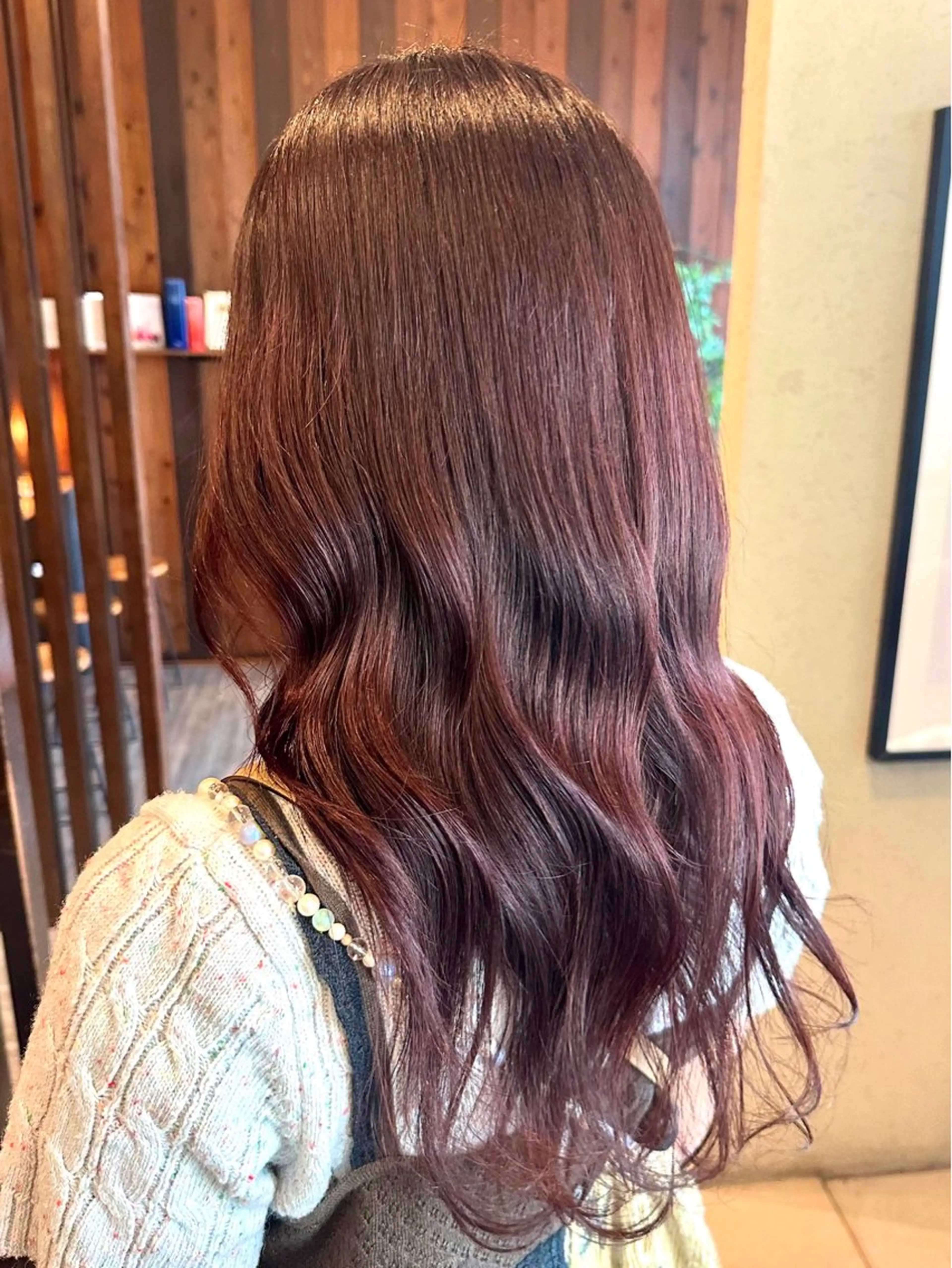 ロング カラー ブリーチ ブラウンカラー ブリーチなしカラー レッドカラー レッドブラウン カット ヘアカラー BRANCHÉ小牧/ 西尾 美月のヘアスタイル