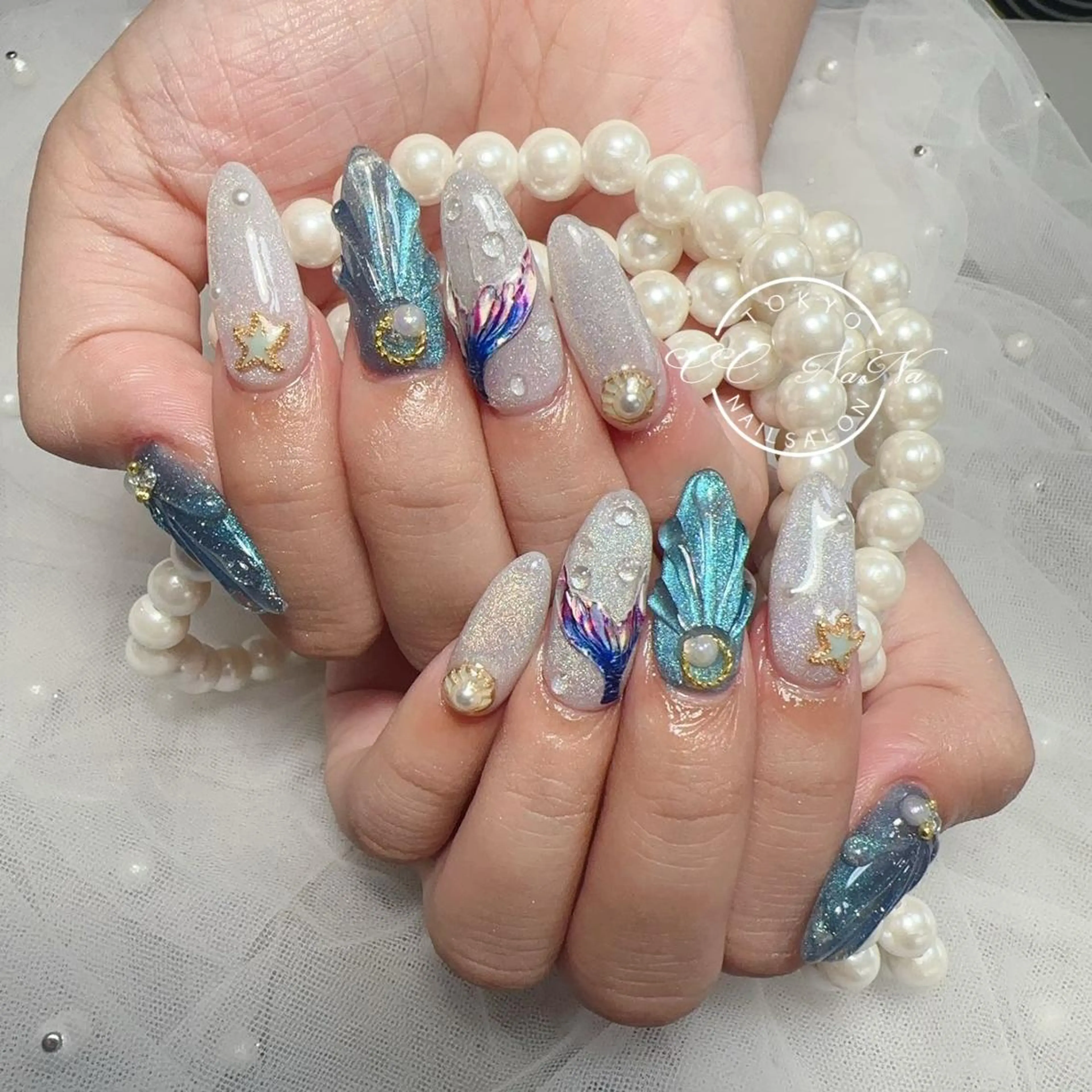 ネイル アートネイル 持ち込み 夏ネイル ハンドネイル CC  NaNa ワンホンネイル🌙Nのネイルデザイン