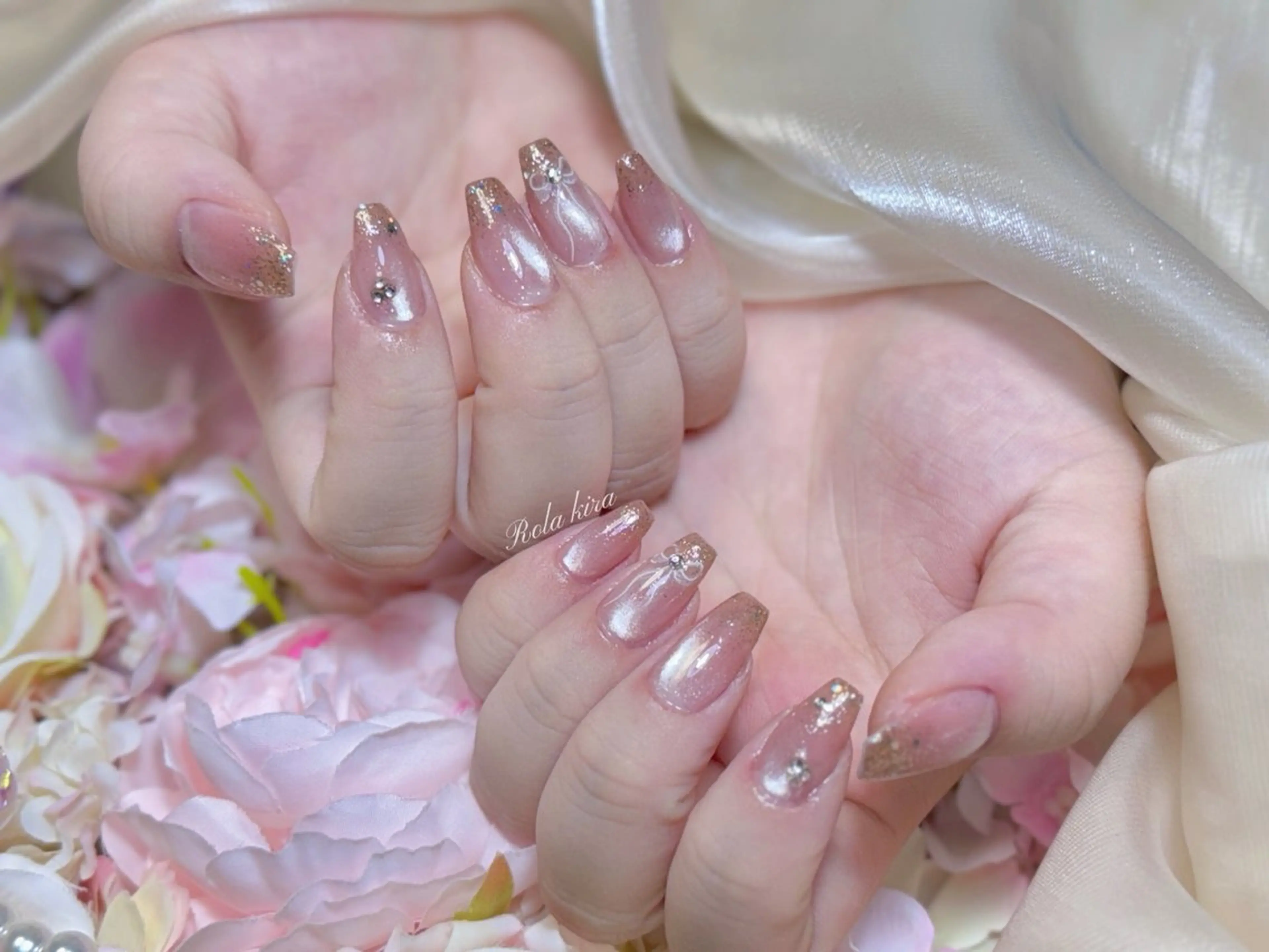 ネイル チークネイル 長さ出し フレンチネイル ジェルネイル 韓国ネイル ハンドネイル Rola kira nail salon所属・Rola kira 麗のネイルデザイン