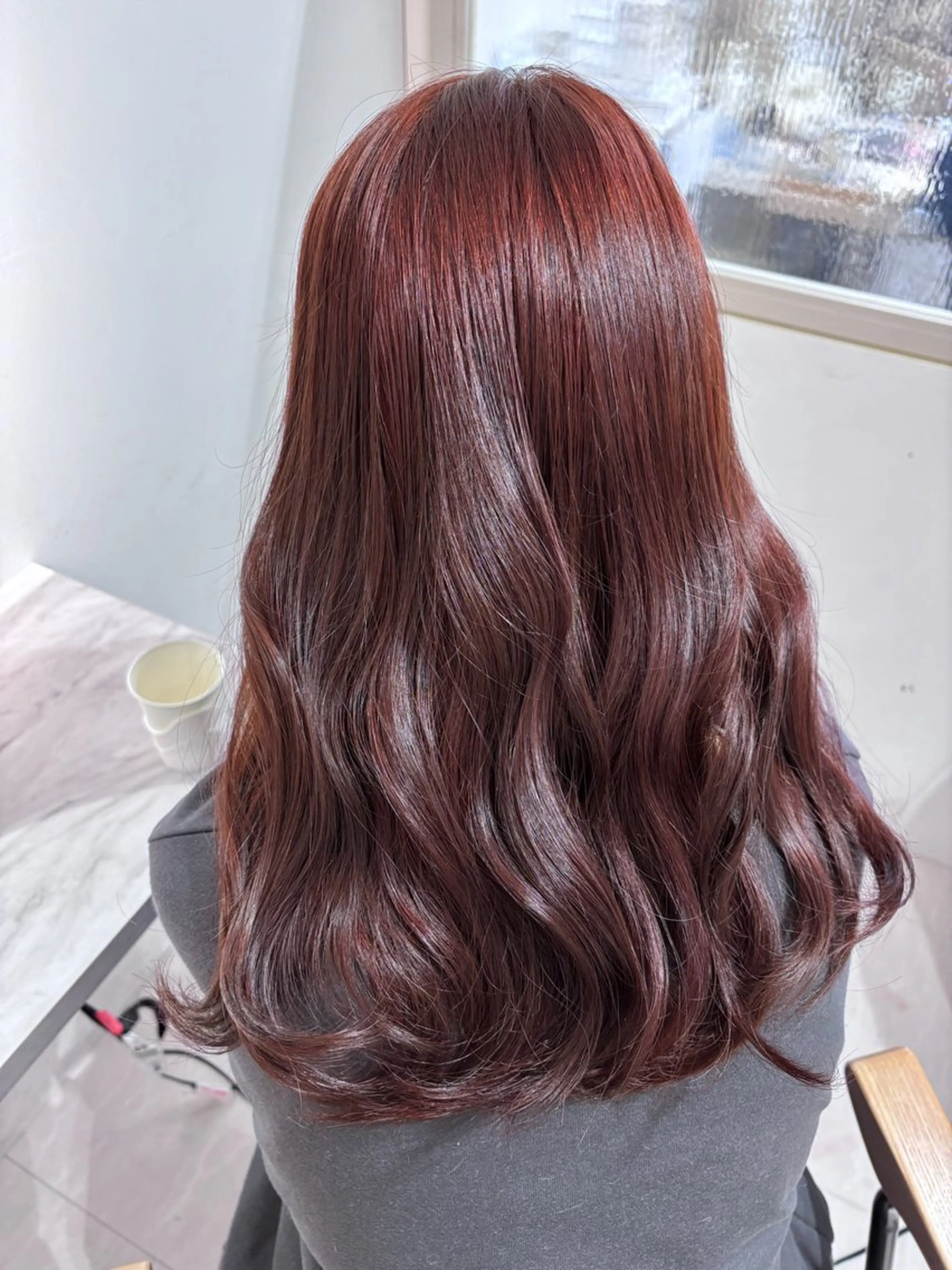 ロング カラー ブリーチ ブラウンカラー ブリーチなしカラー ピンクカラー ピンクブラウン ヘアカラー 瀬戸 杏珠のヘアスタイル