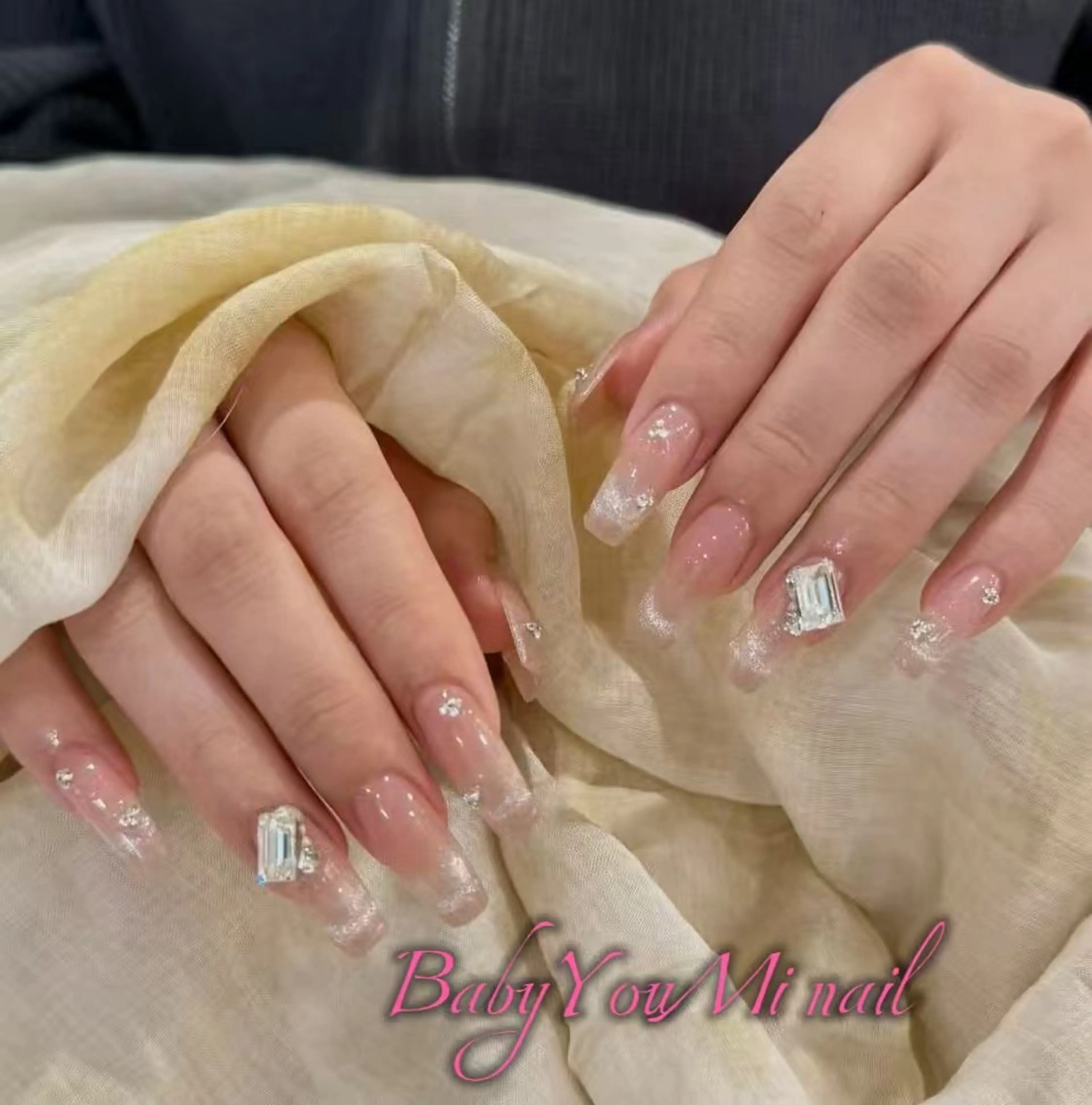 ネイル オーロラネイル フラワーネイル フットネイル フレンチネイル ジェルネイル ハンドネイル BabyYouMi nailのネイルデザイン