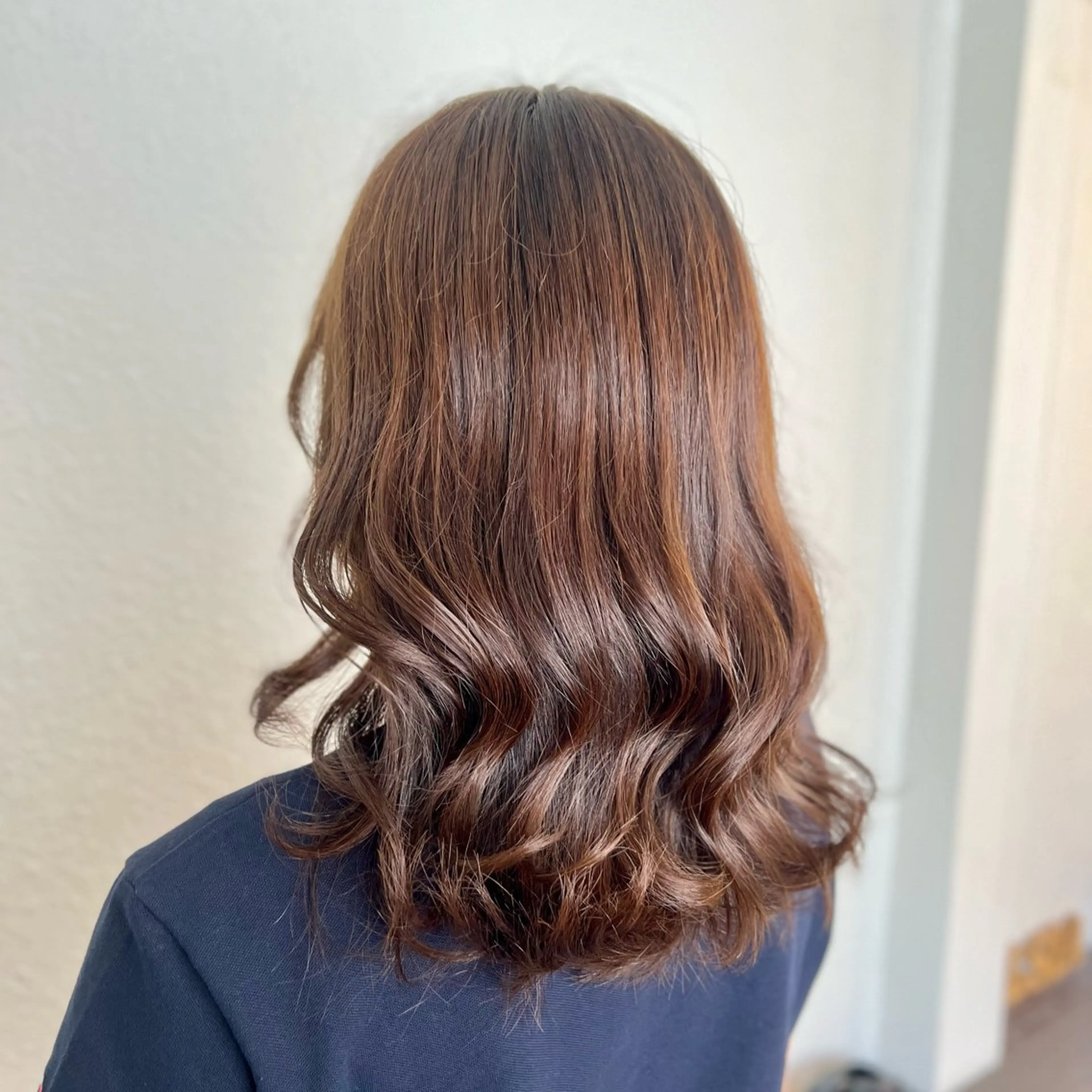 ミディアム カラー ブラウンカラー マロンブラウン 似合わせレイヤー / 栄 / はるな🌼のヘアスタイル