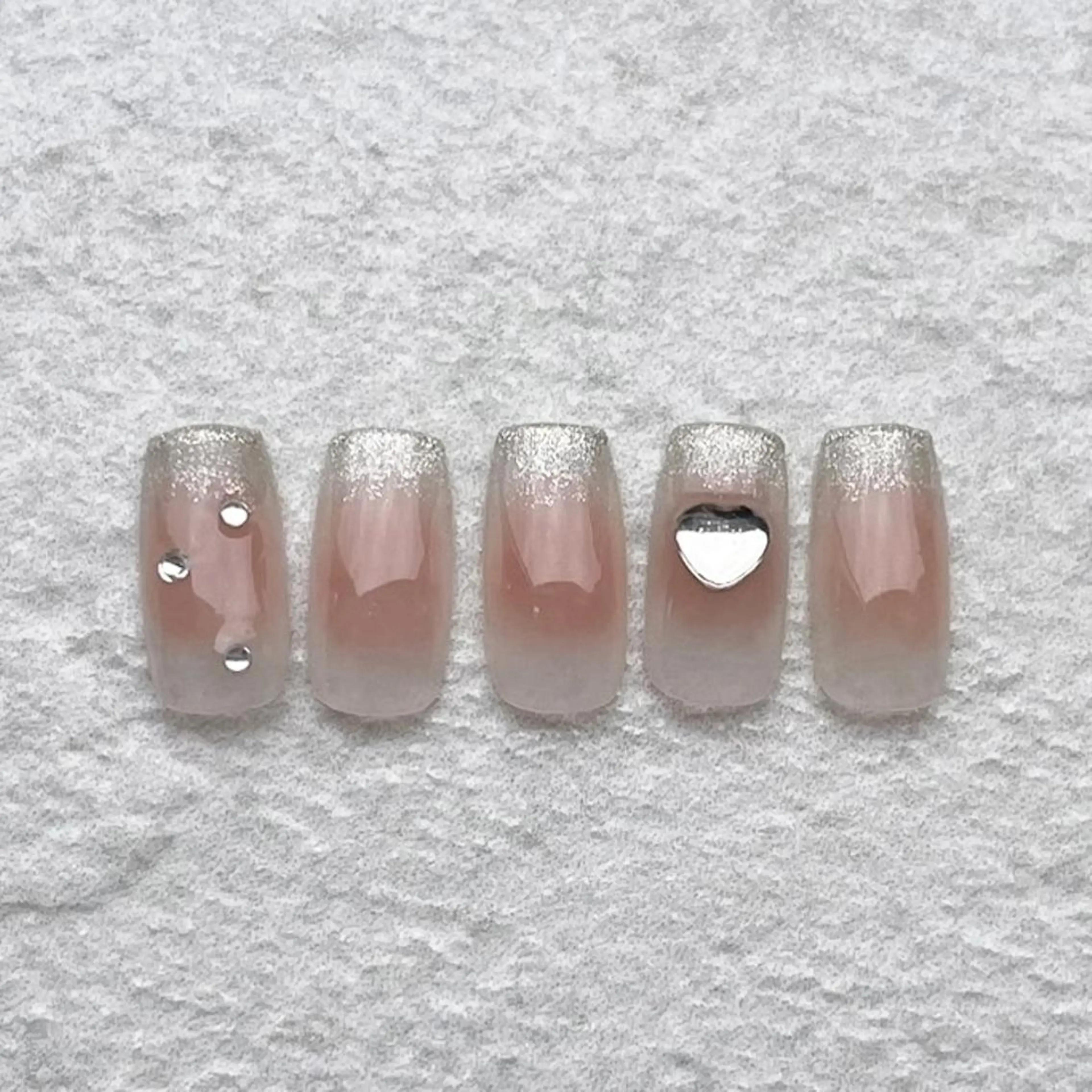 ネイル May. by Charmeのネイルデザイン