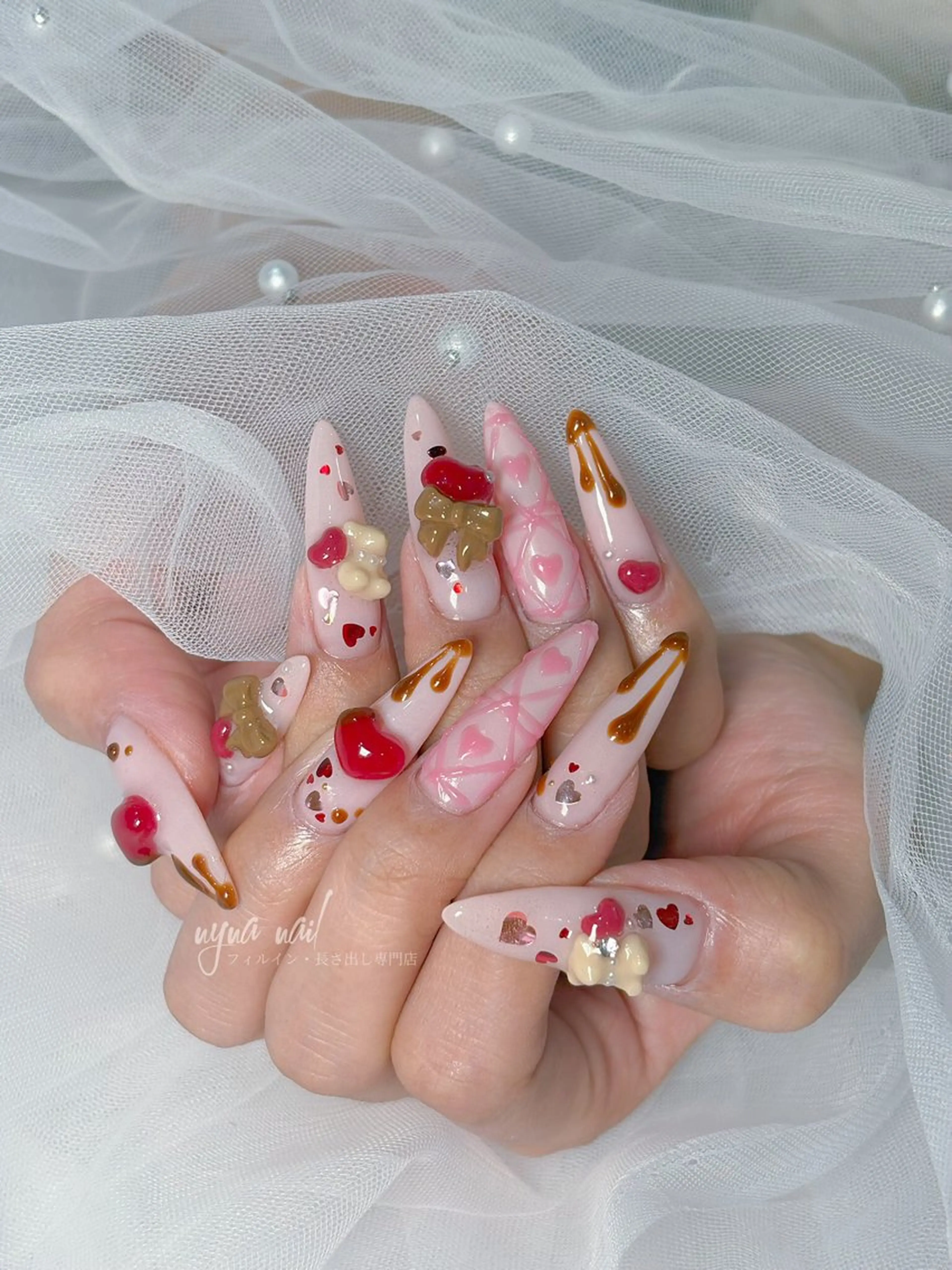 ネイル ハンドネイル 長さ出し専門 nynaのネイルデザイン