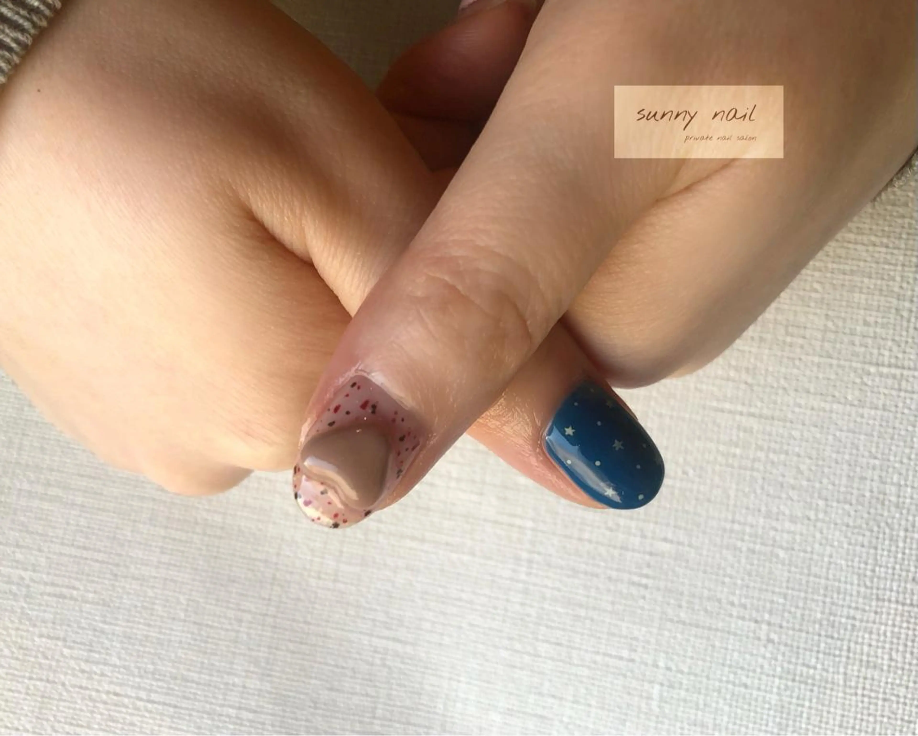 ネイル アートネイル クリアネイル ジェルネイル ネイビー ニュアンスネイル sunny nailのネイルデザイン