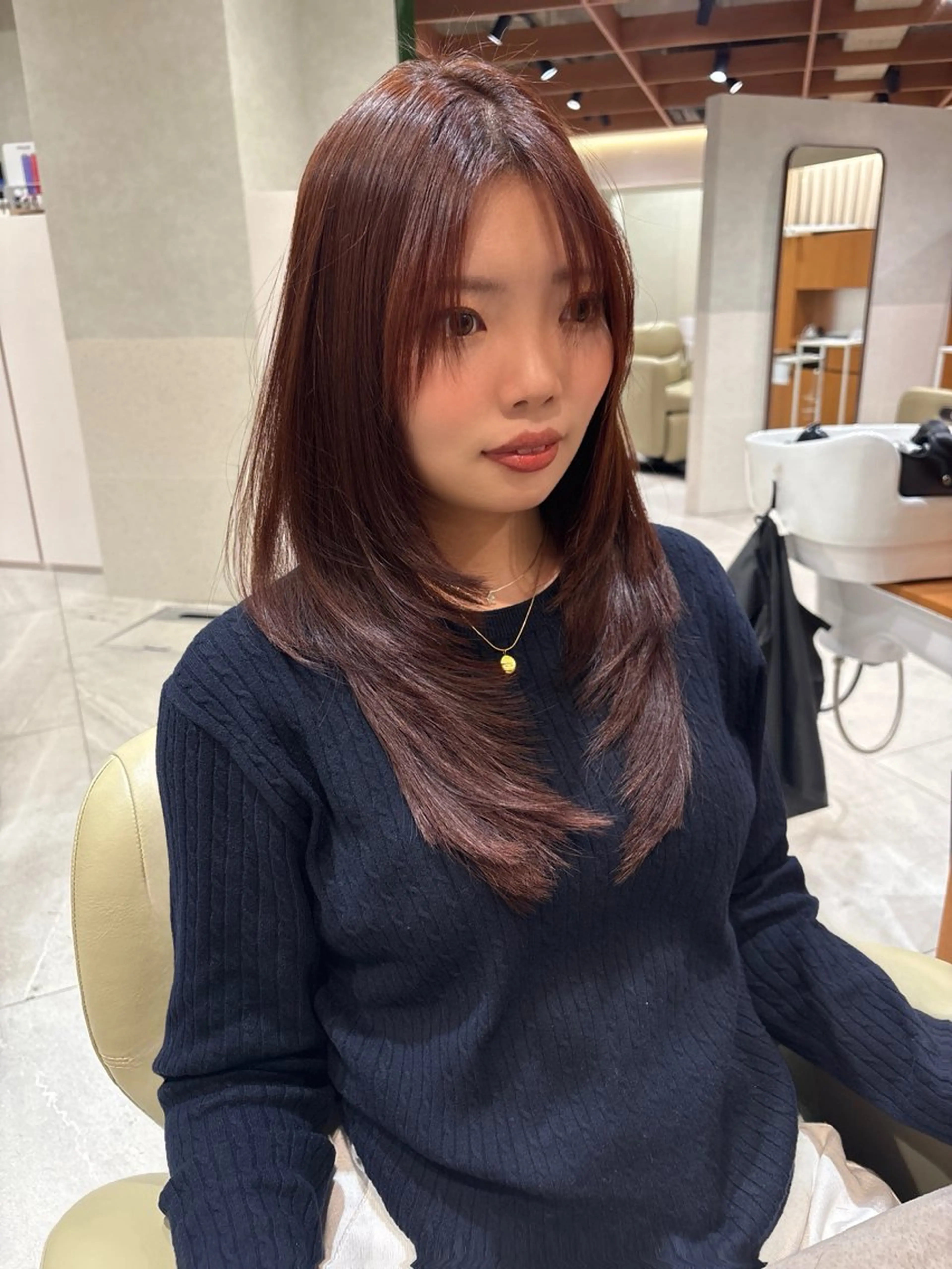 ミディアム レイヤーカット カット 顔タイプ診断®︎ ミルクティーカラーのヘアスタイル