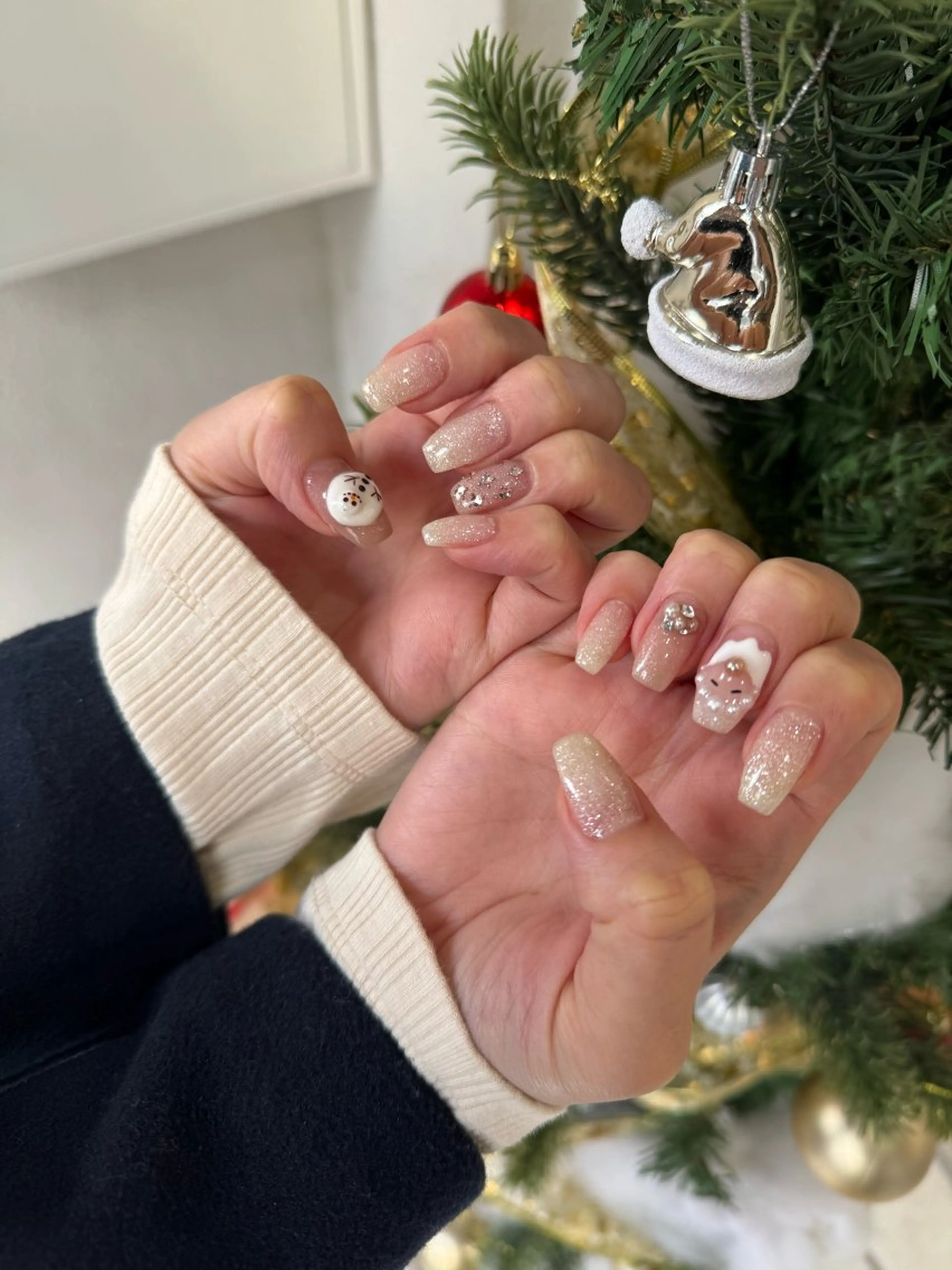 ネイル アートネイル 冬ネイル クリスマス Rommy Arisaのネイルデザイン