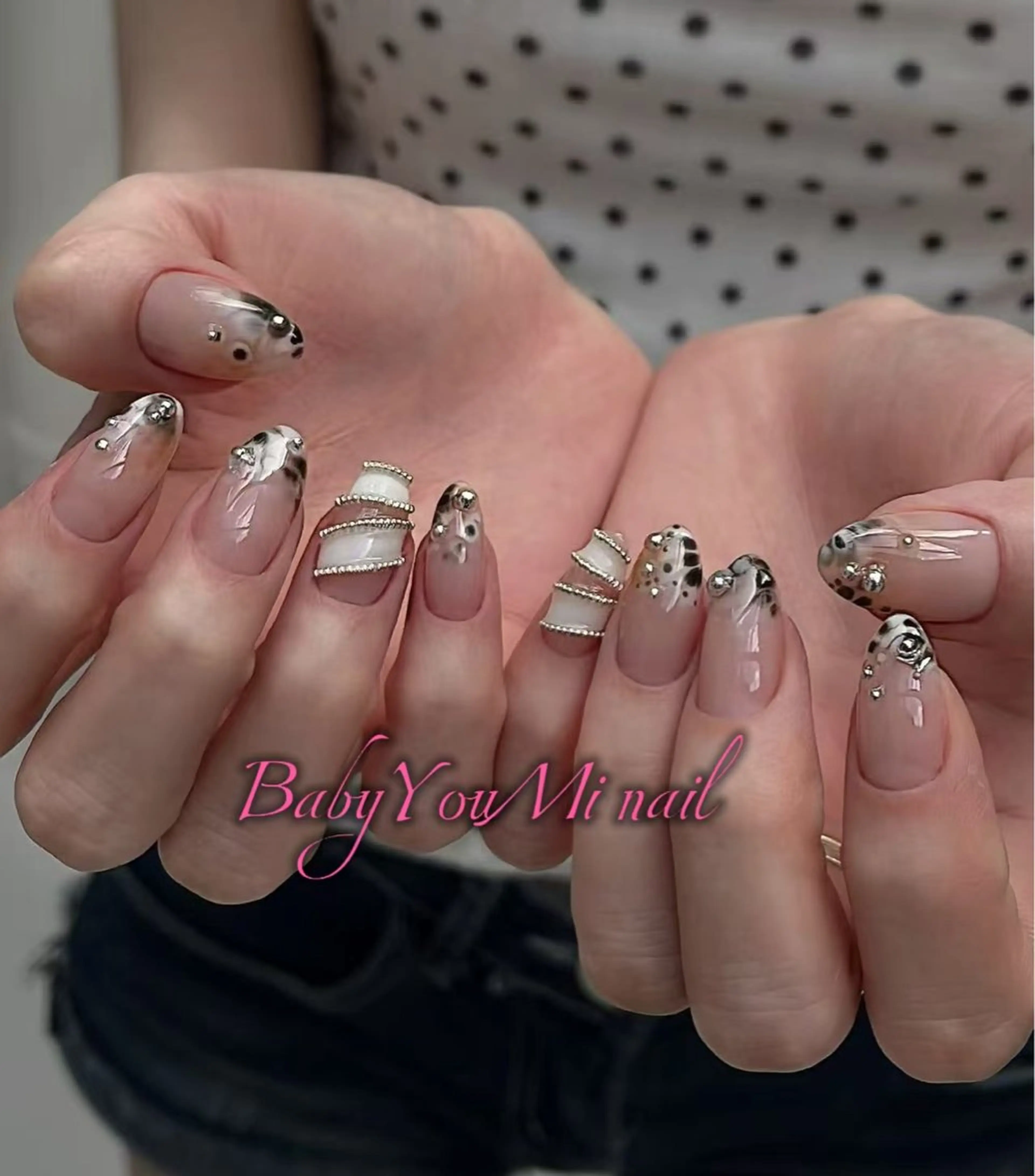 ネイル オーロラネイル フラワーネイル フットネイル フレンチネイル ジェルネイル ハンドネイル BabyYouMi ねねのネイルデザイン