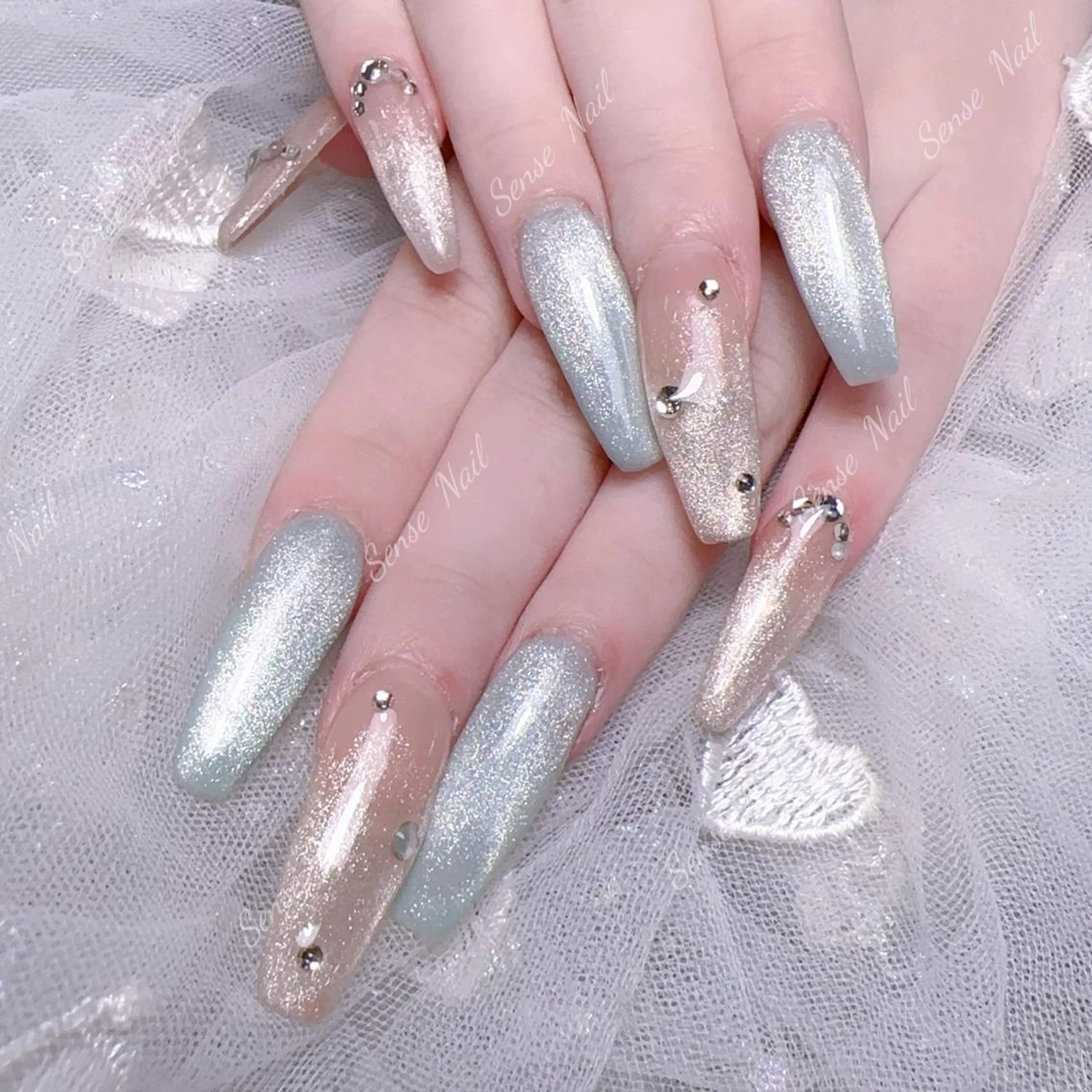 ネイル ストーンネイル ハンドネイル ハンドケア 🎀Sense Nail池袋店🎀のネイルデザイン