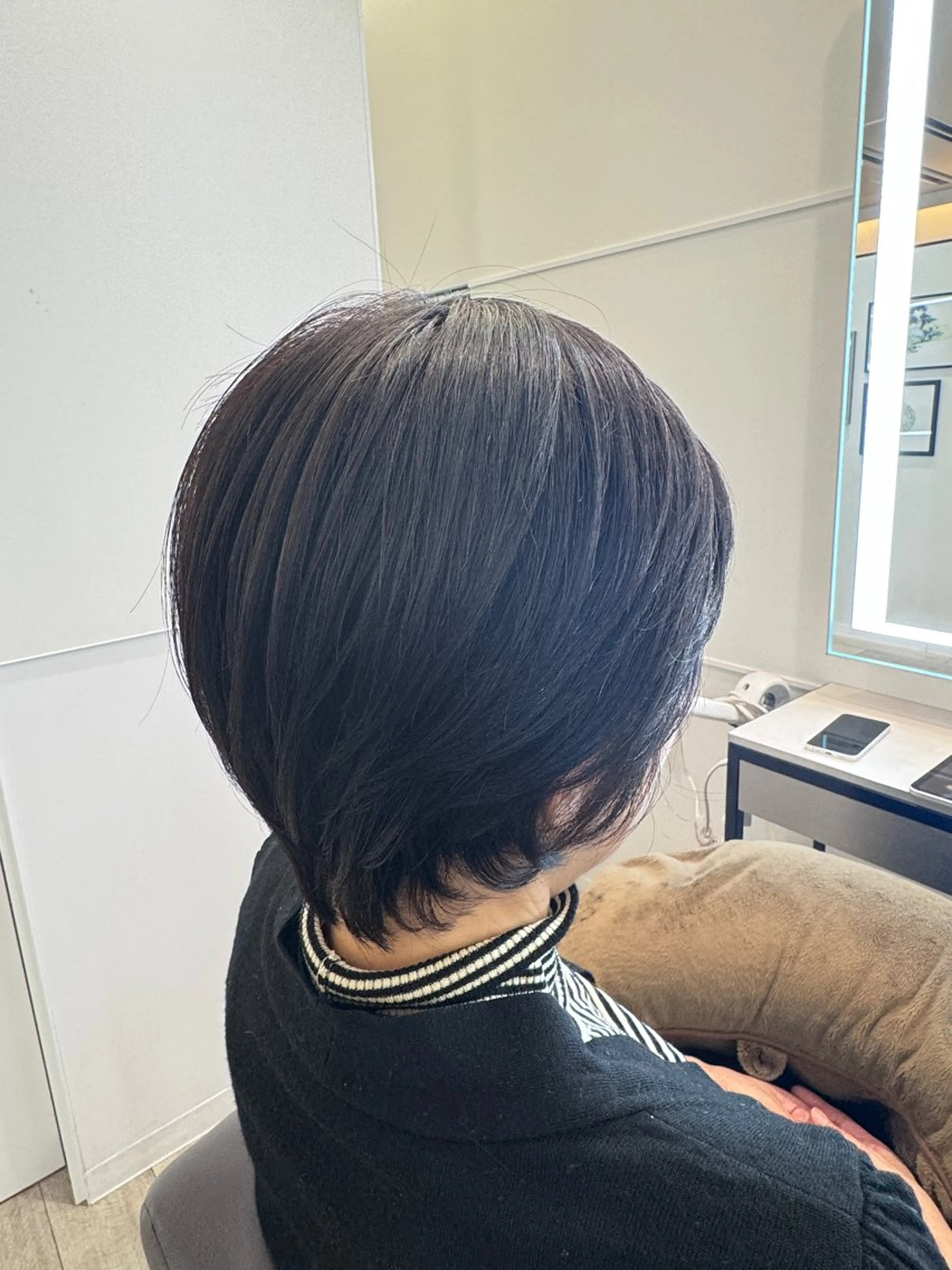 ショート 周 静のヘアスタイル