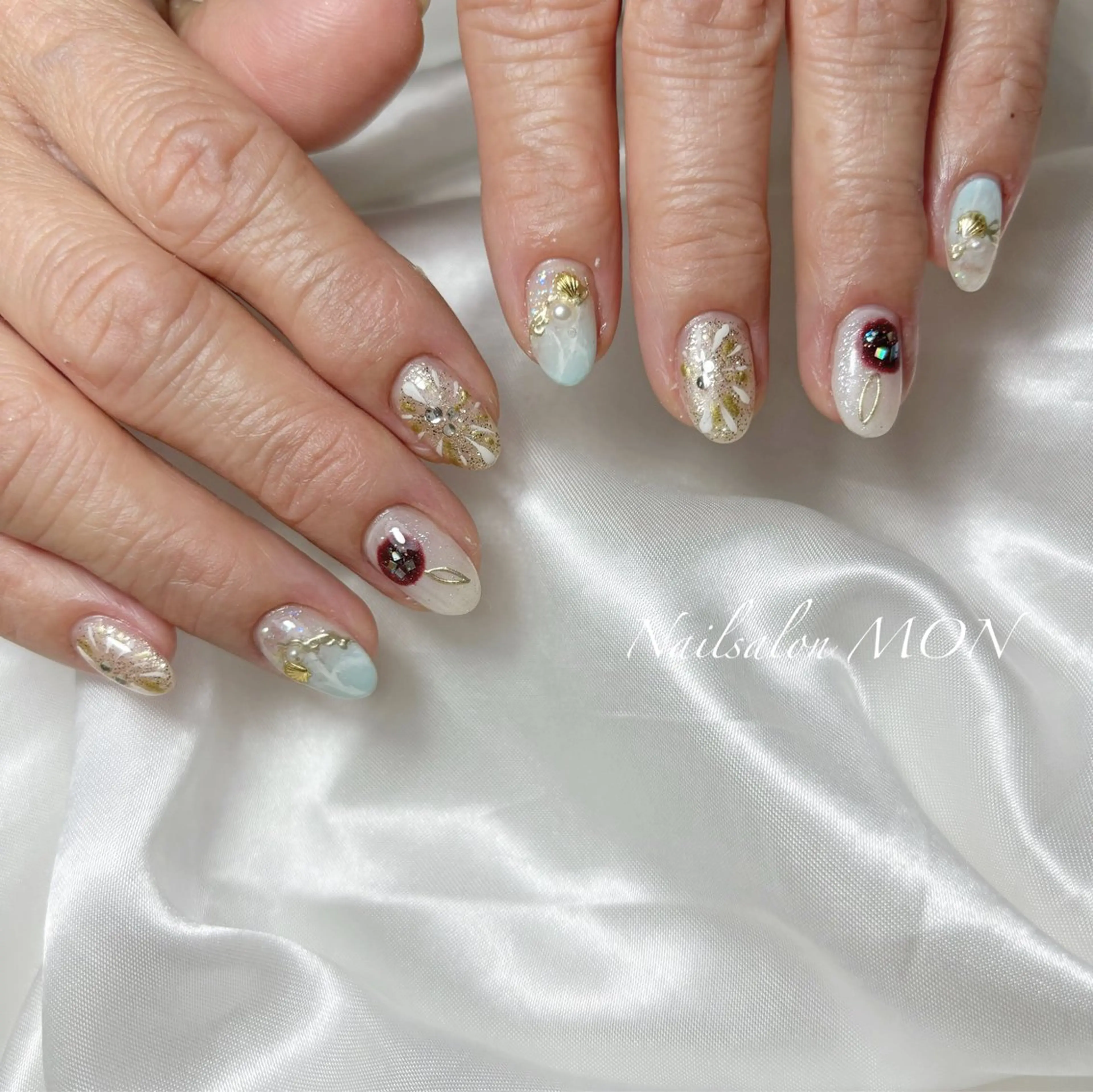 ネイル ストーンネイル ハンドネイル Nailsalon MONのネイルデザイン