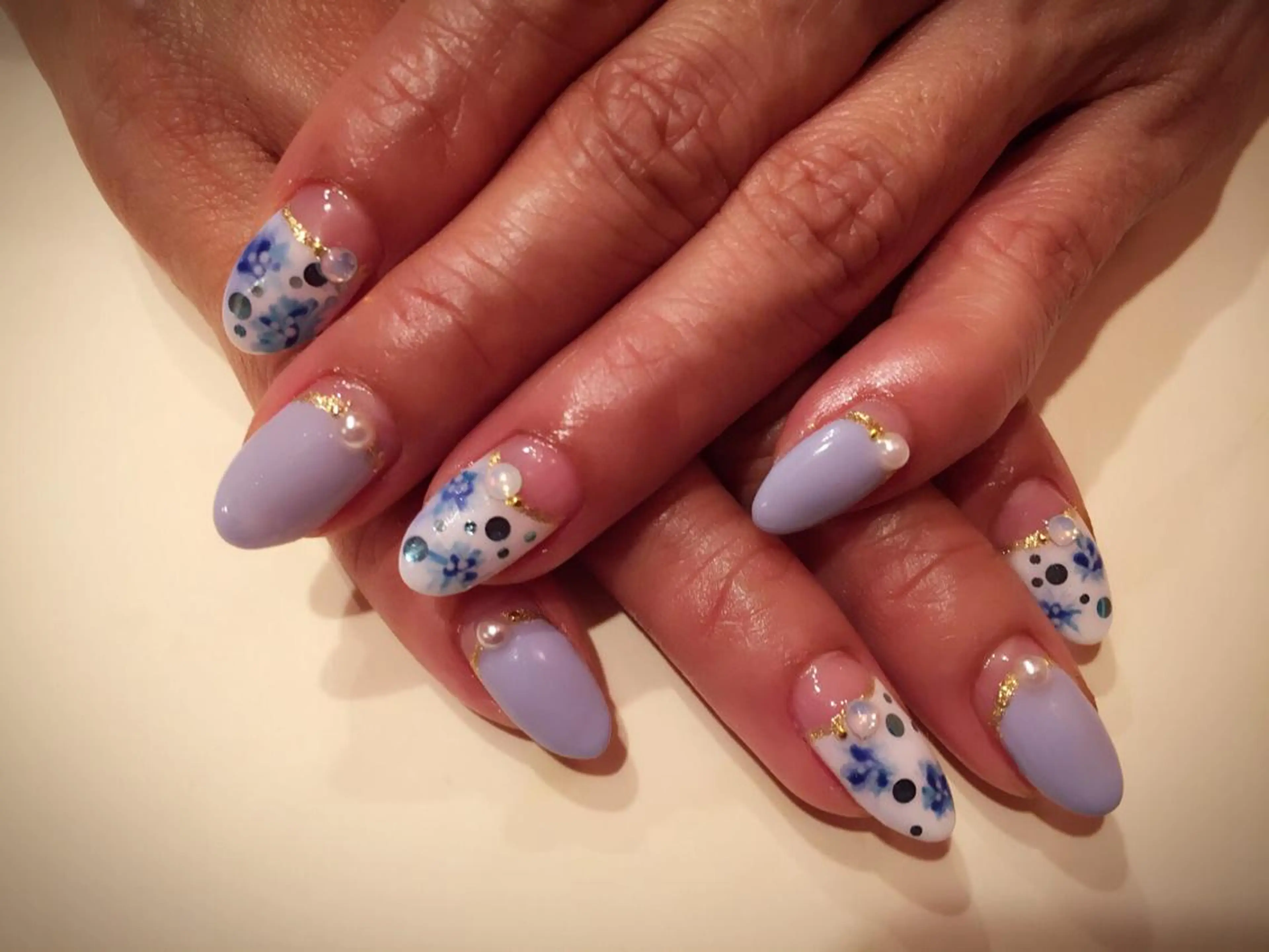 ネイル a yakaのネイルデザイン