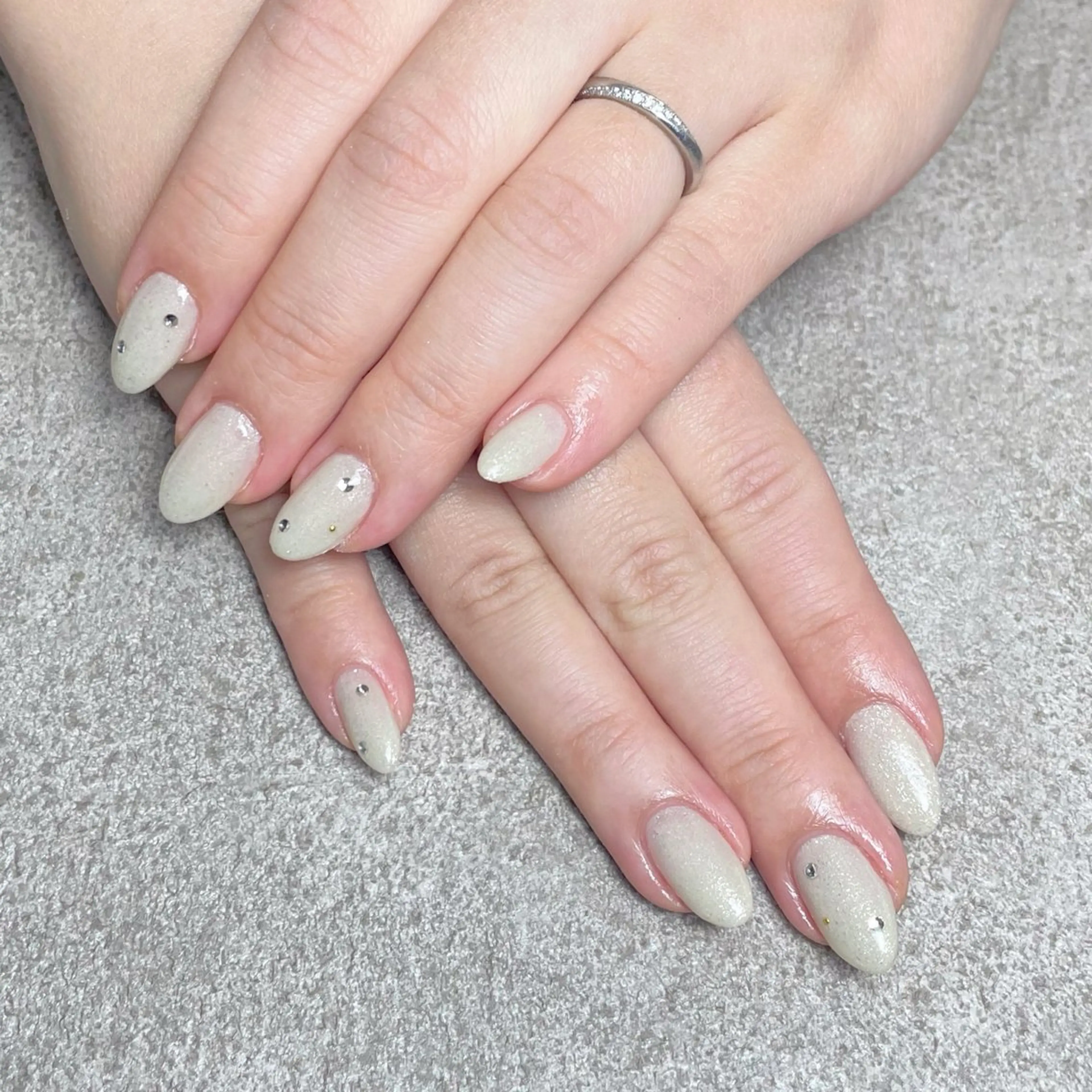 ネイル ハンドネイル nailroom DIASOMNIAのネイルデザイン