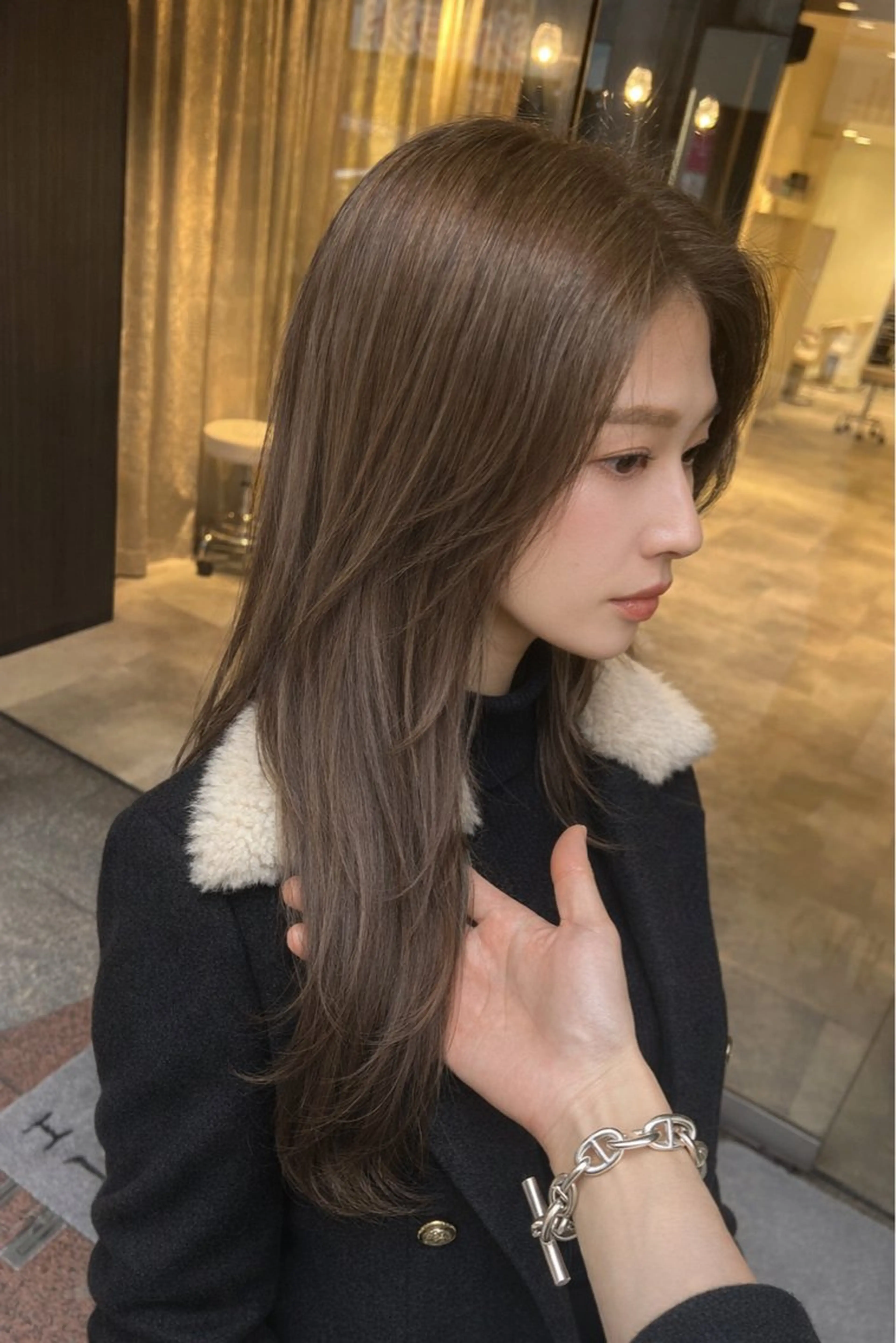 カラー 透明感のある艶髪なら 矢場町駅4番出口すぐのヘアスタイル